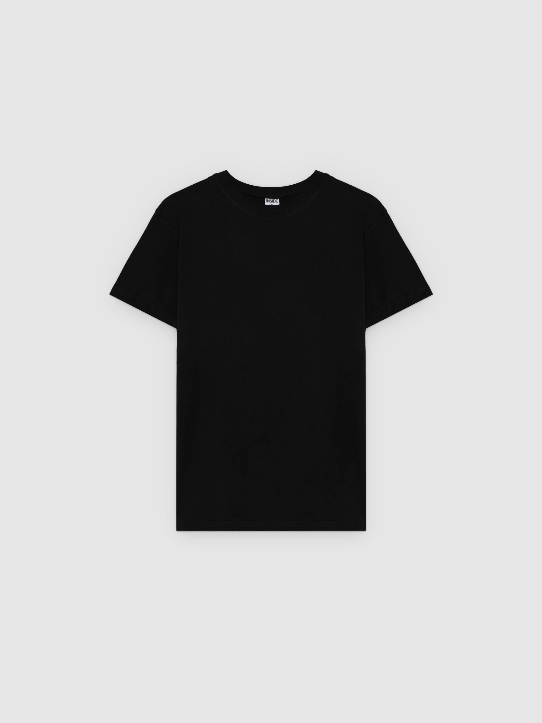 Basic T-shirt black middle front view