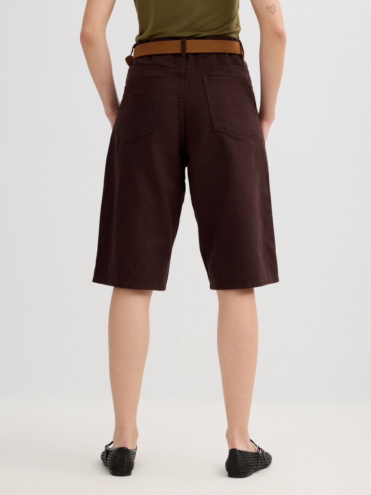 Cotton twill Bermuda shorts chocolate front view