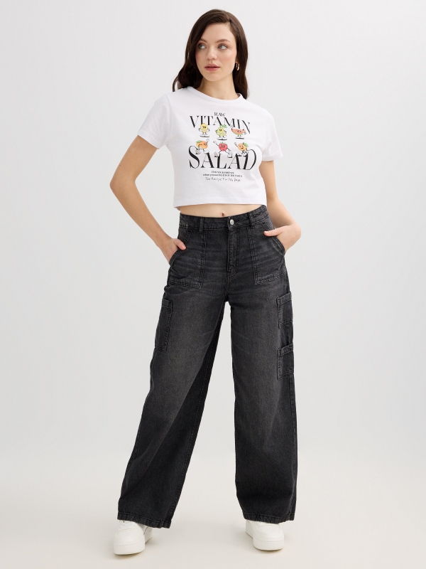 High-waisted multi-pocket jeans