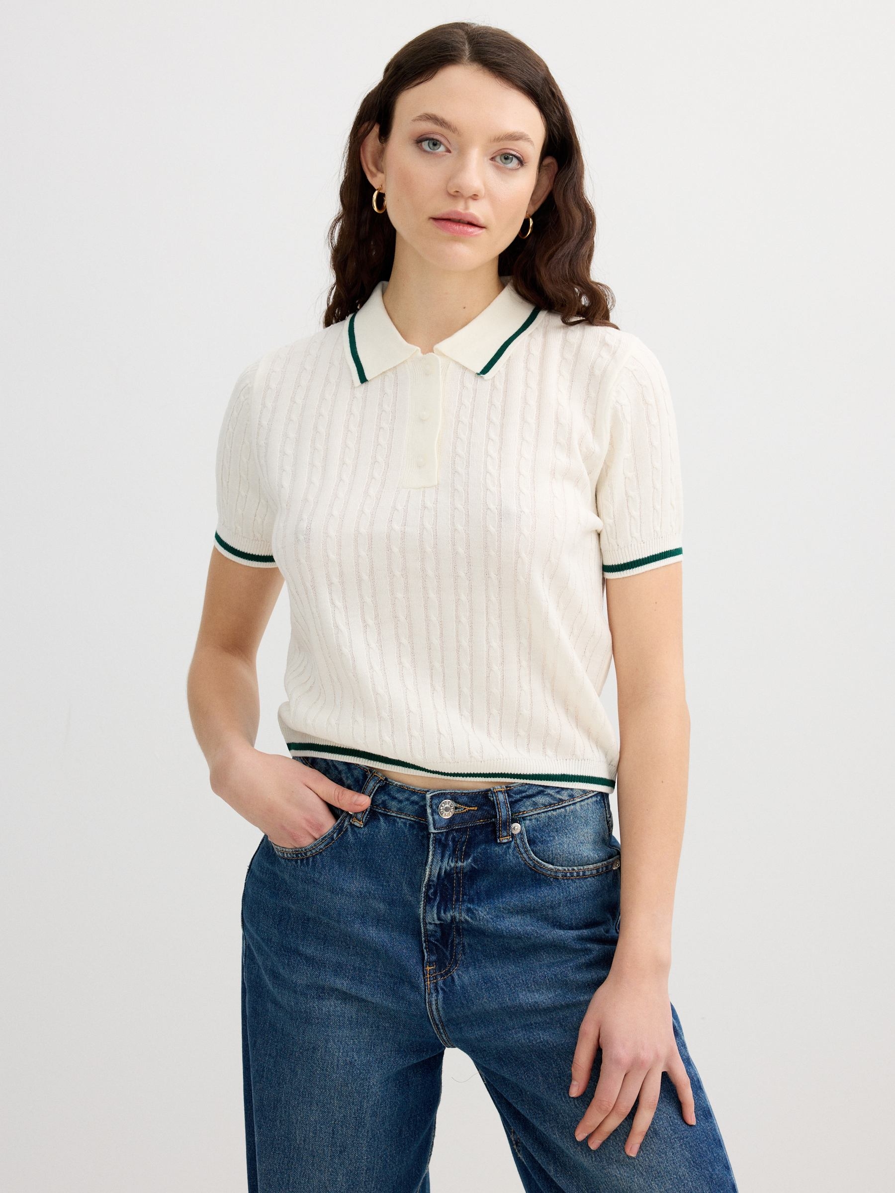 Slim knit polo jersey off white middle front view