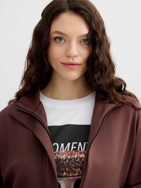 Basic jacket with perkins collar chocolate detail view