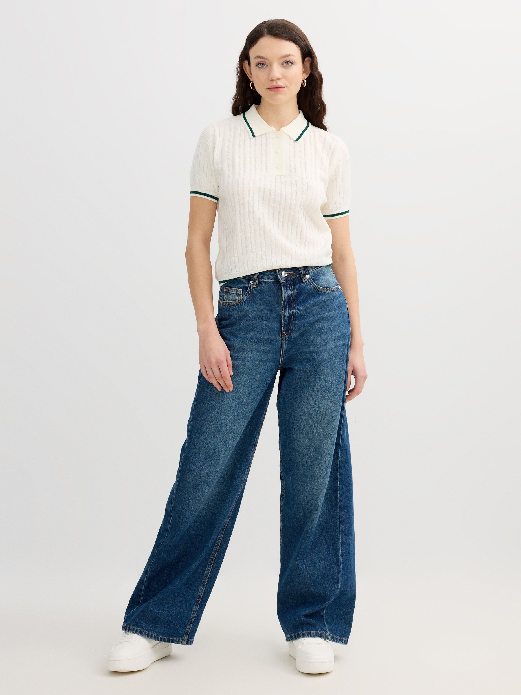 Slim knit polo jersey off white middle front view