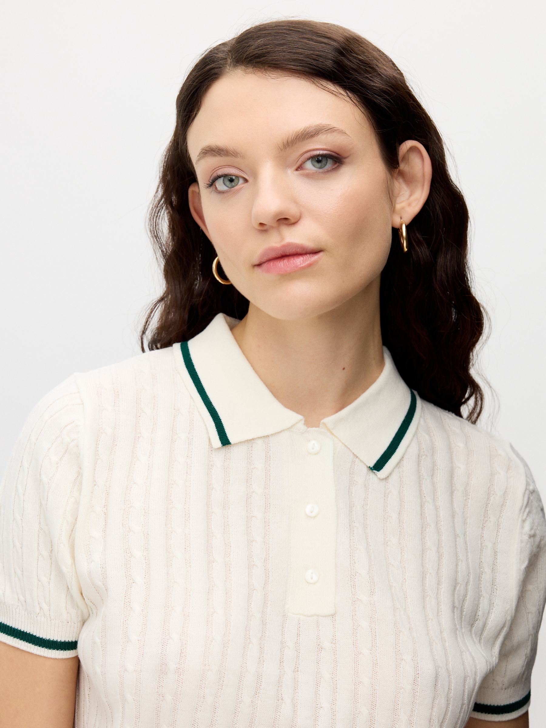 Slim knit polo jersey off white middle front view