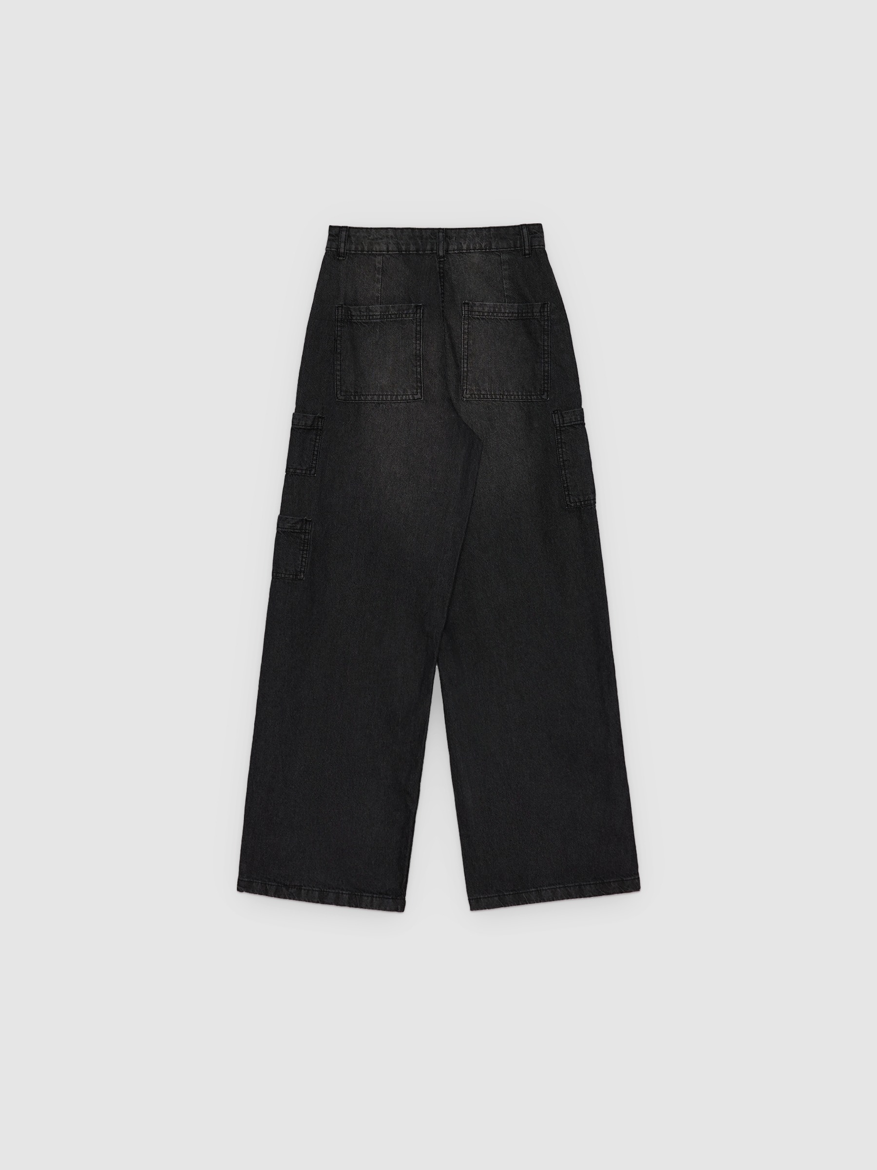 Jeans multibolsillos tiro alto negros negro vista general frontal