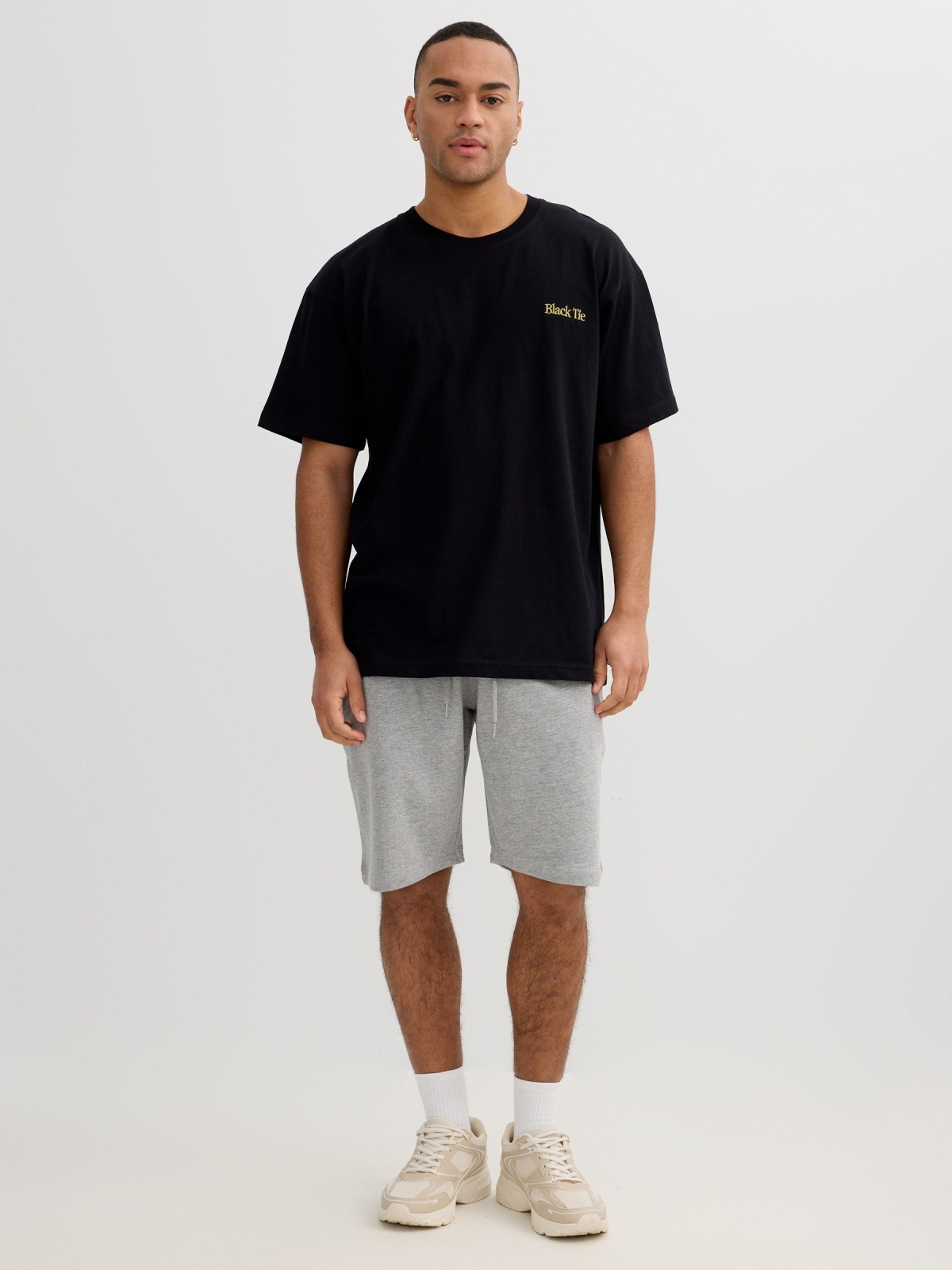 Basic jogger bermuda shorts