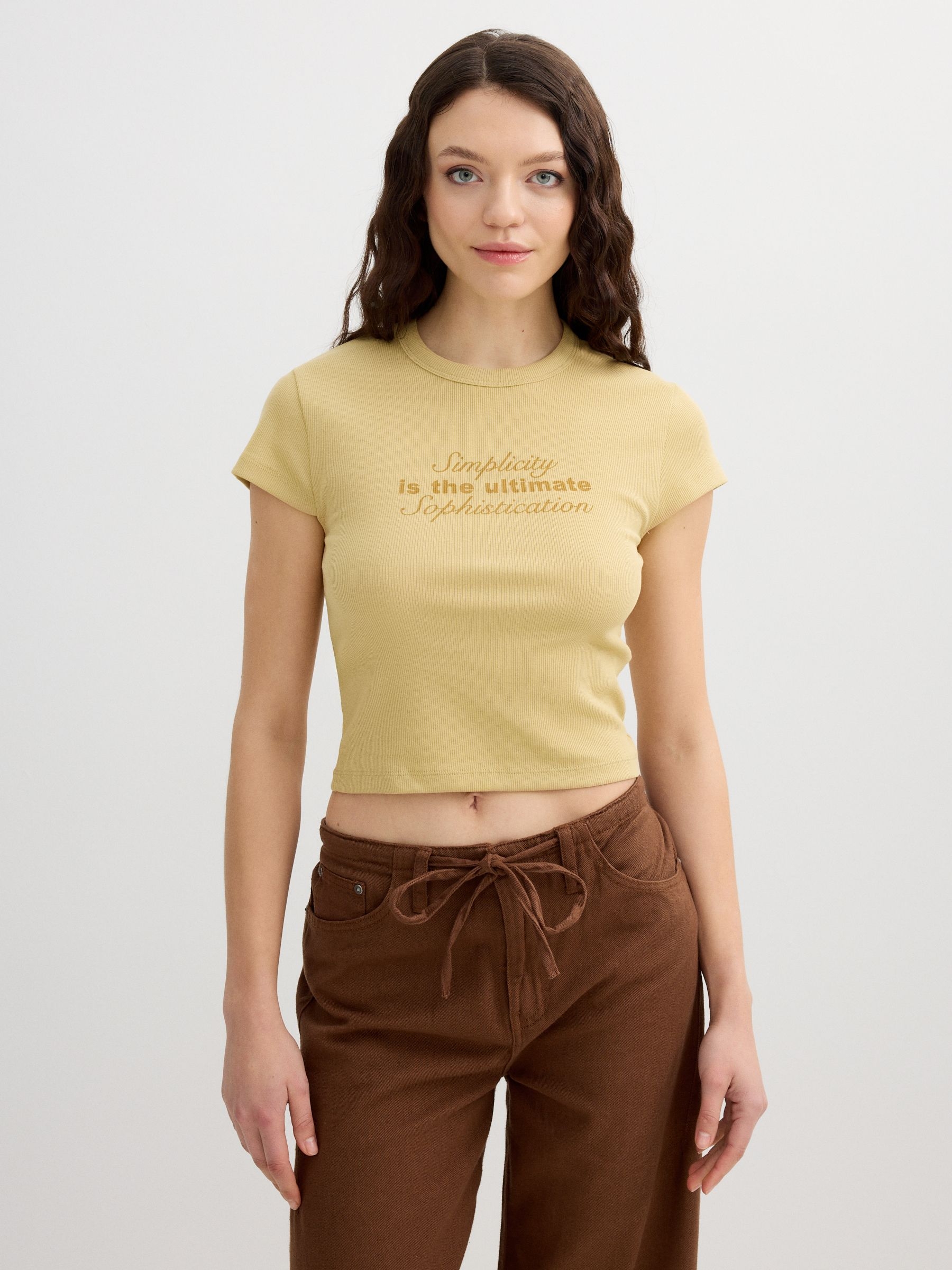 Camiseta básica rib con texto
