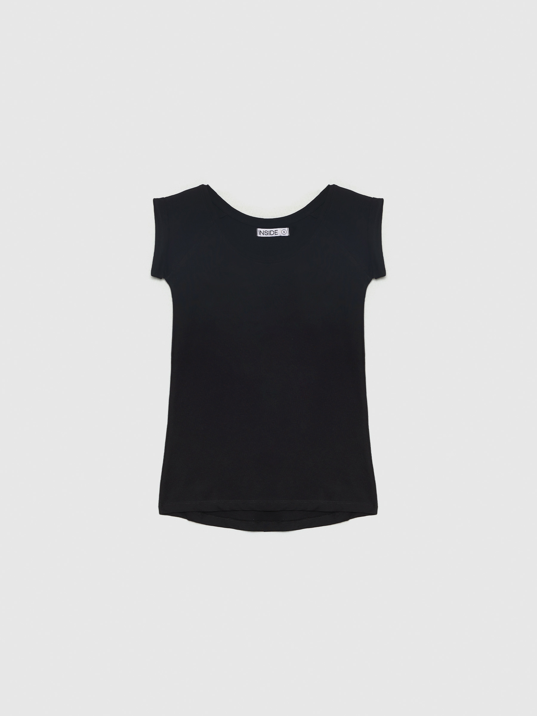 %Pto% Black slim basic t-shirt black front view