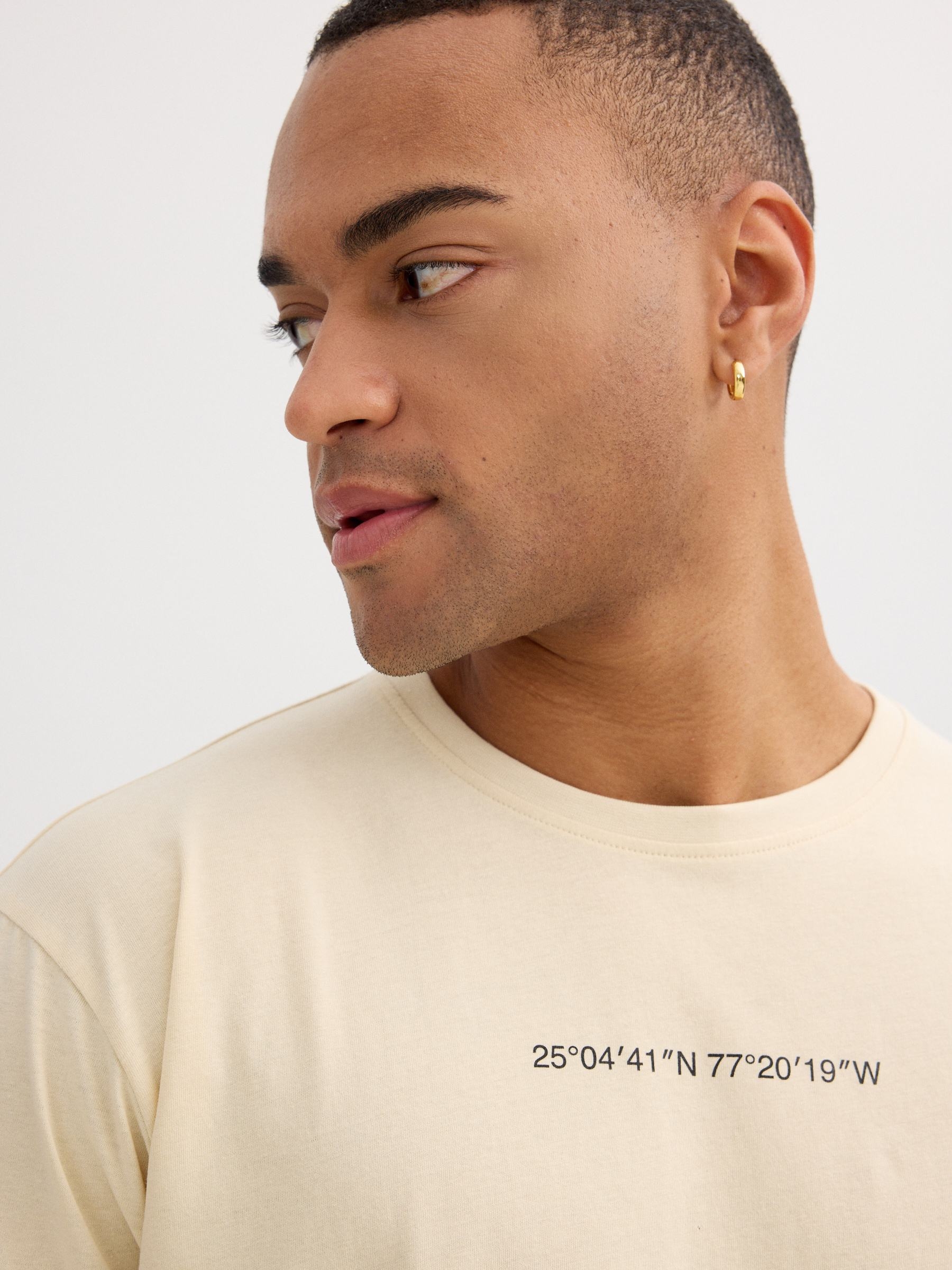 Coordinates t-shirt sand middle front view