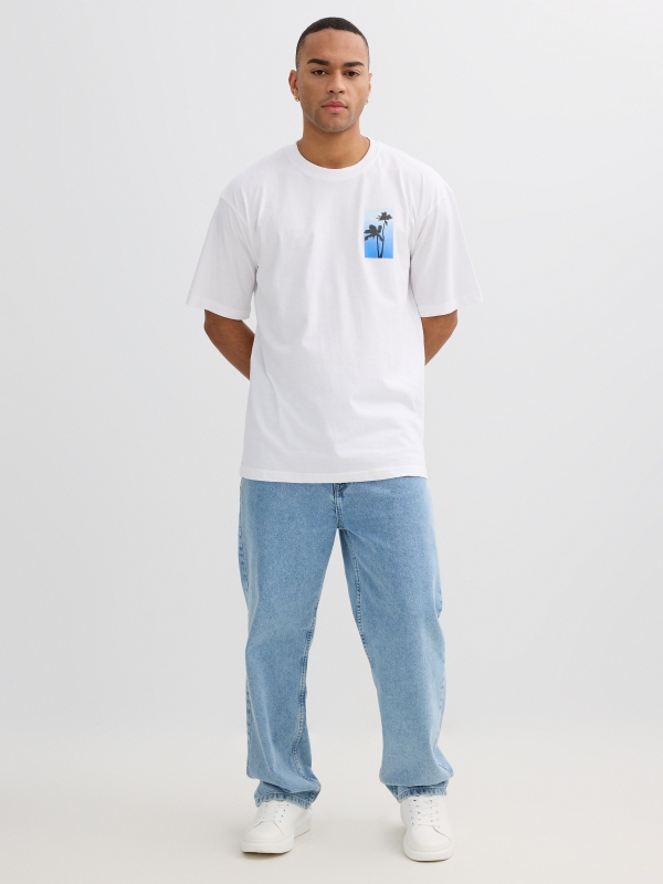 Camiseta tropical oversized blanca blanco vista general frontal