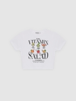 %Pto% Camiseta crop Vitamin Salad branco vista frontal