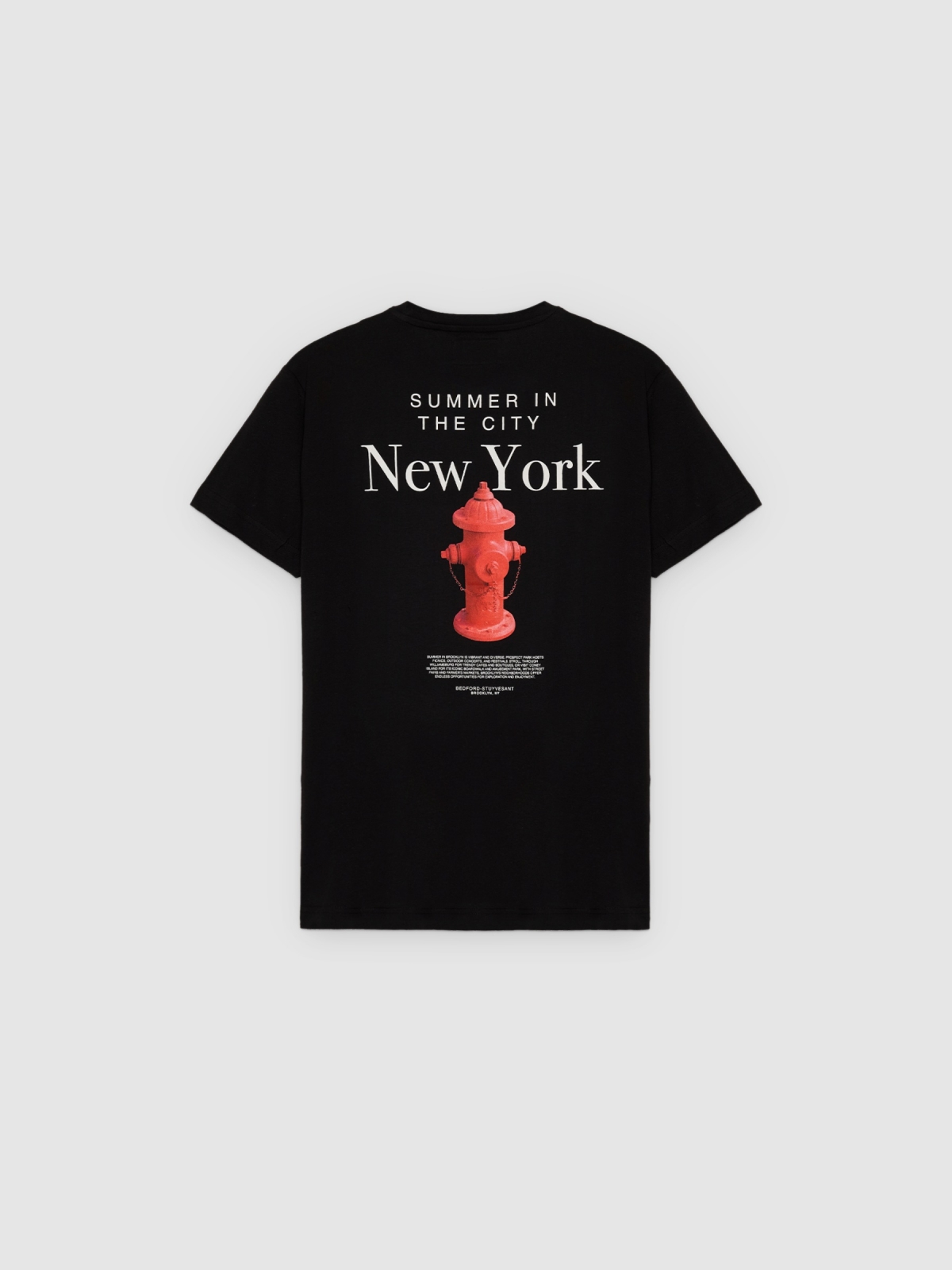 Camiseta negra New York negro vista trasera