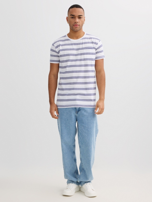 Short-sleeve striped shirt white front view