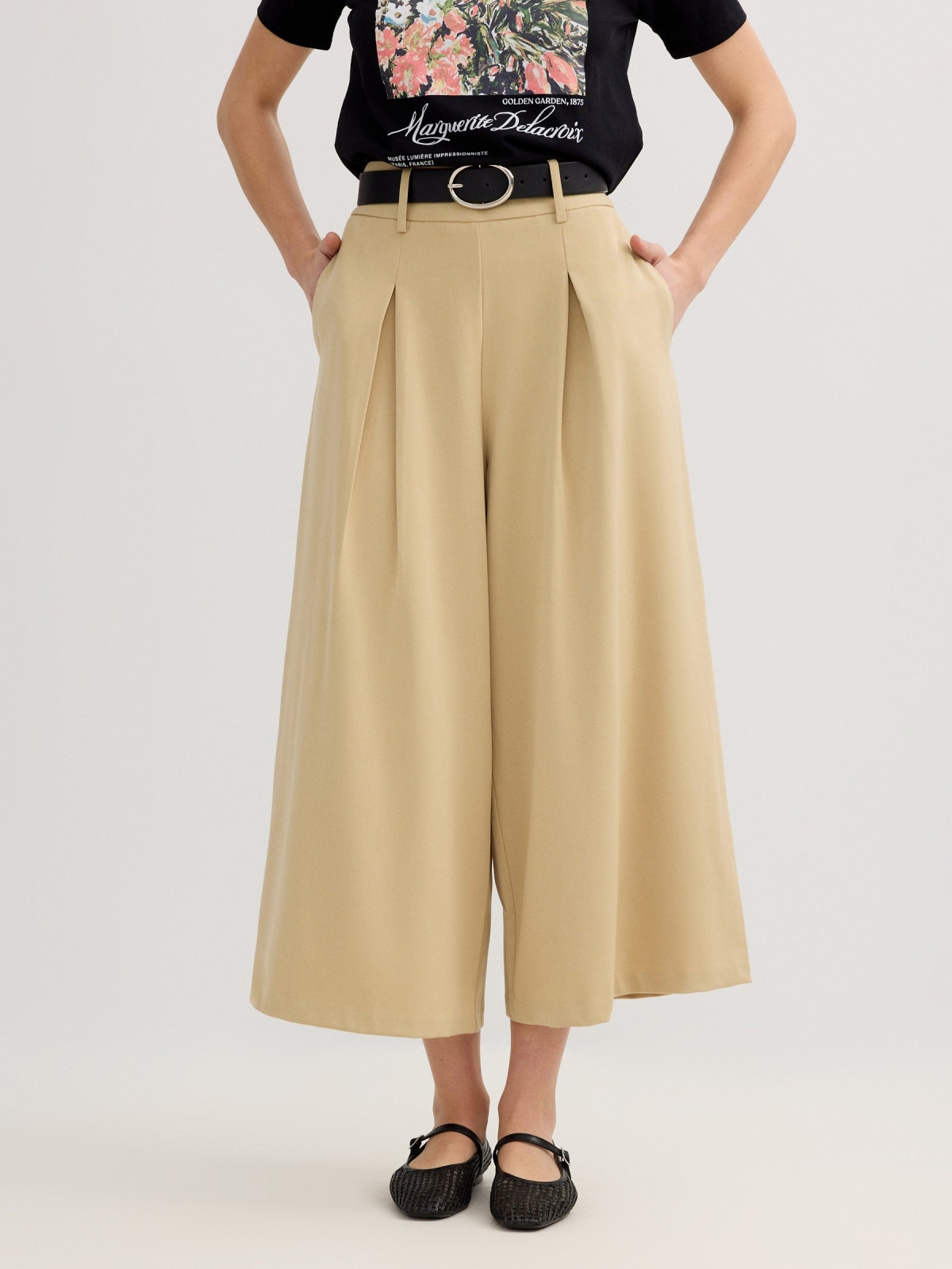 Culotte tiro alto beige ocre vista media frontal