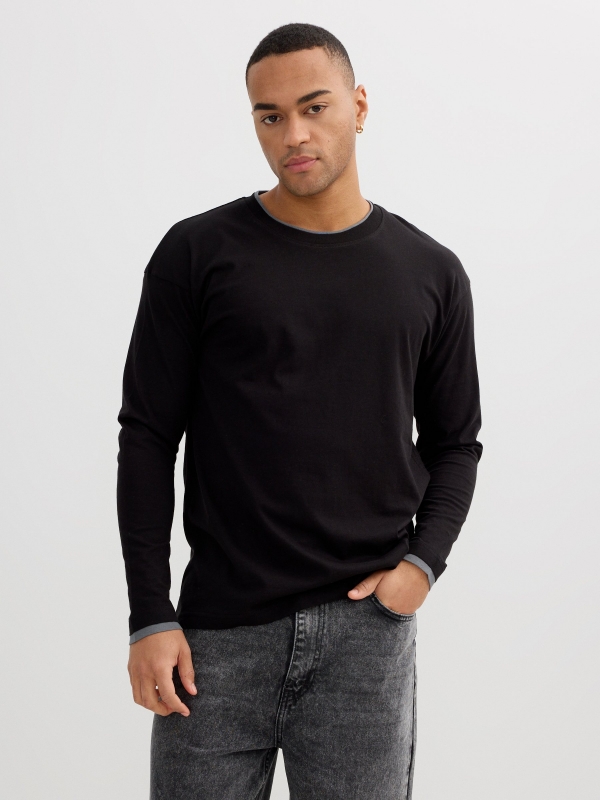Long-sleeved mustard shirt black middle front view