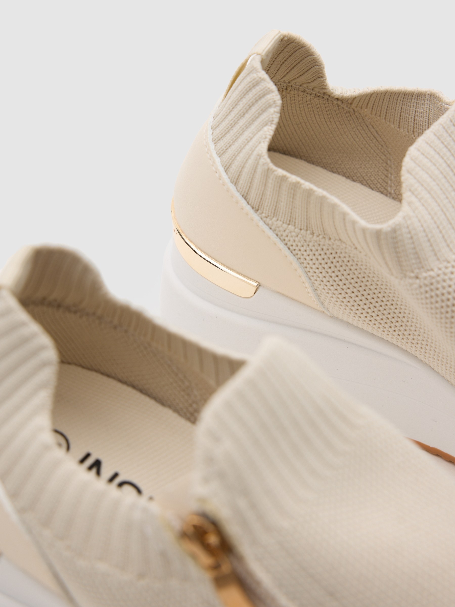 Deportiva cuña nylon beige beige