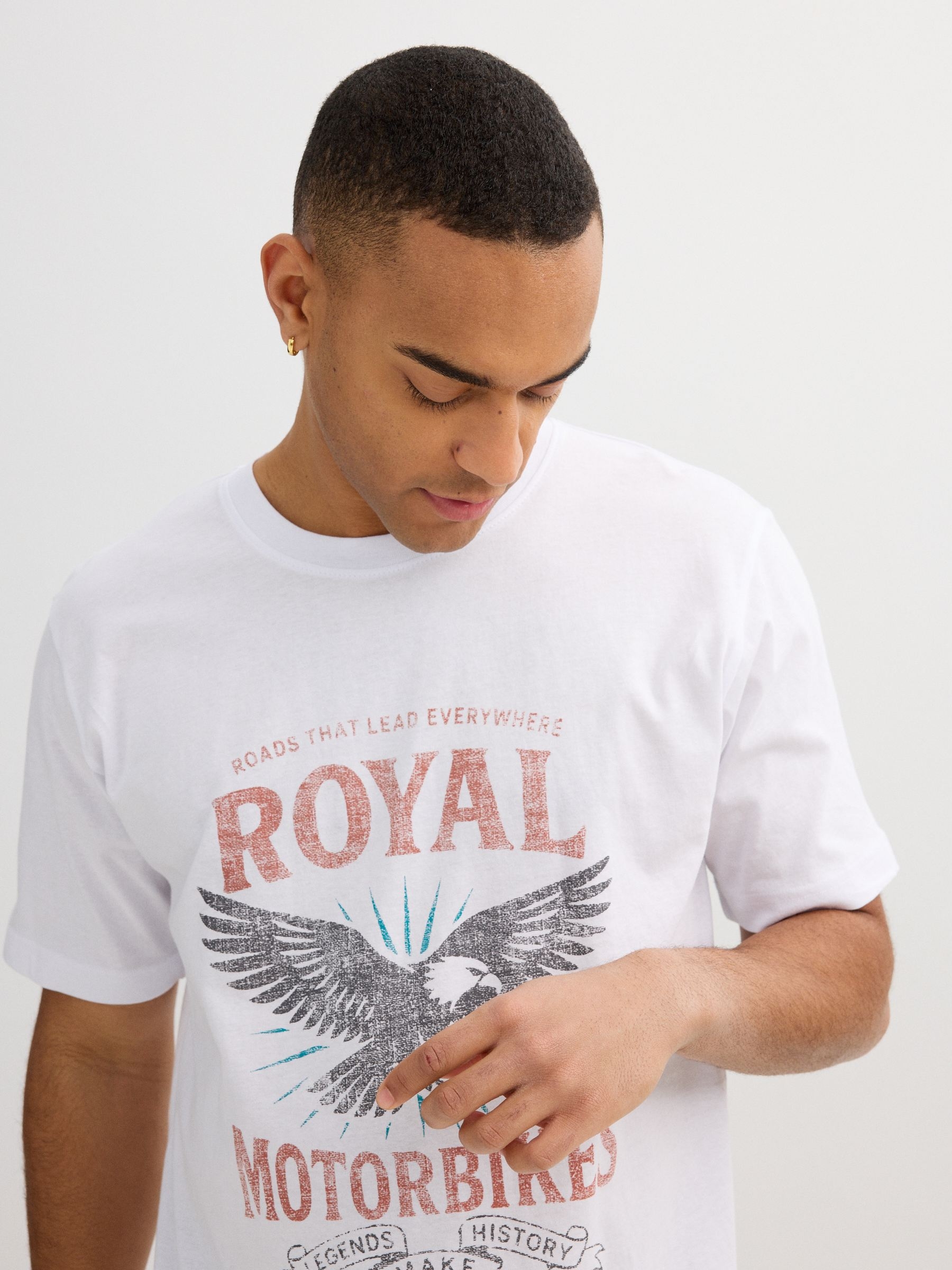 Camiseta Motorbike Branca branco vista meia frontal