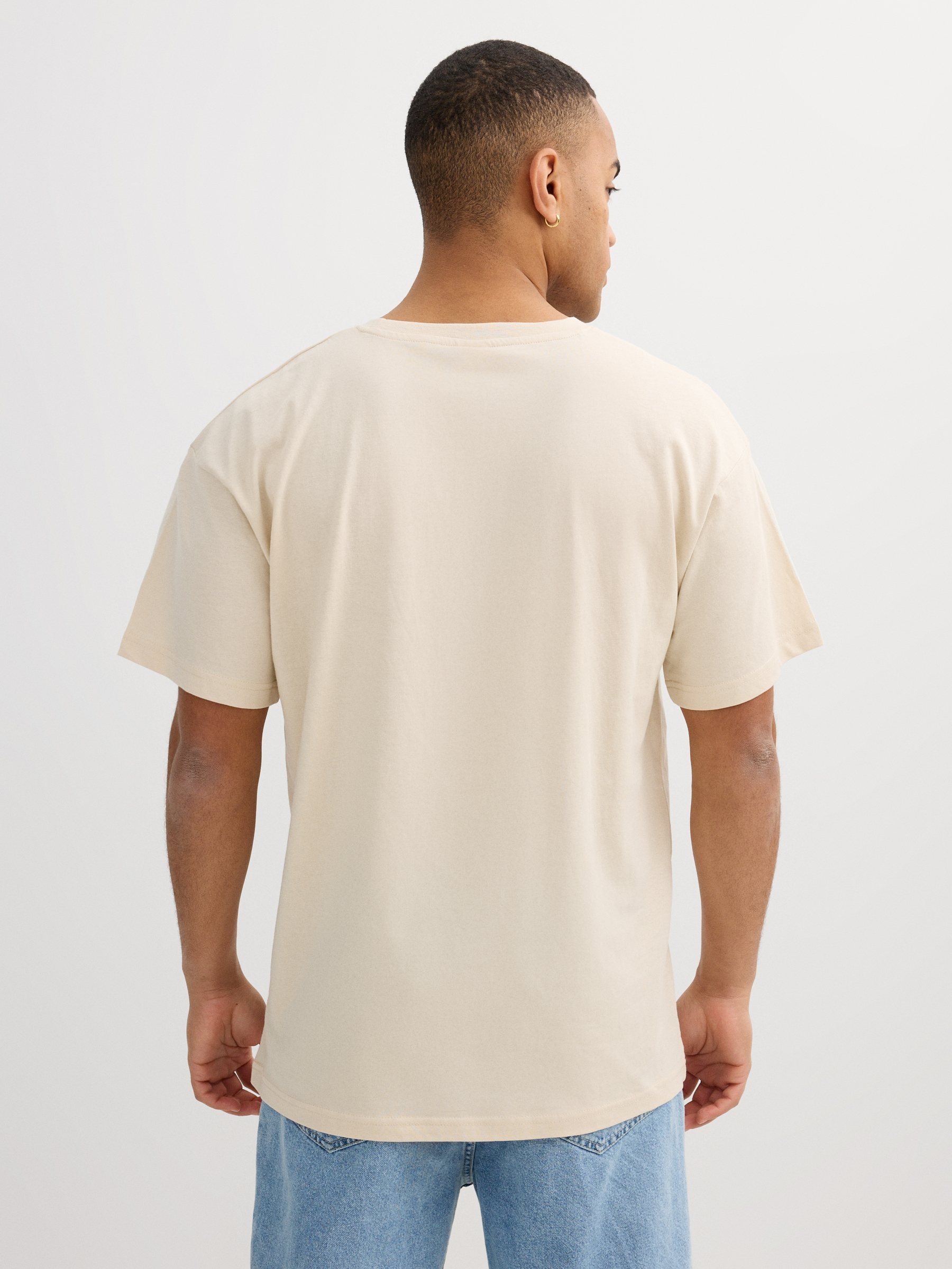 Retro Walkman T-shirt raw middle front view