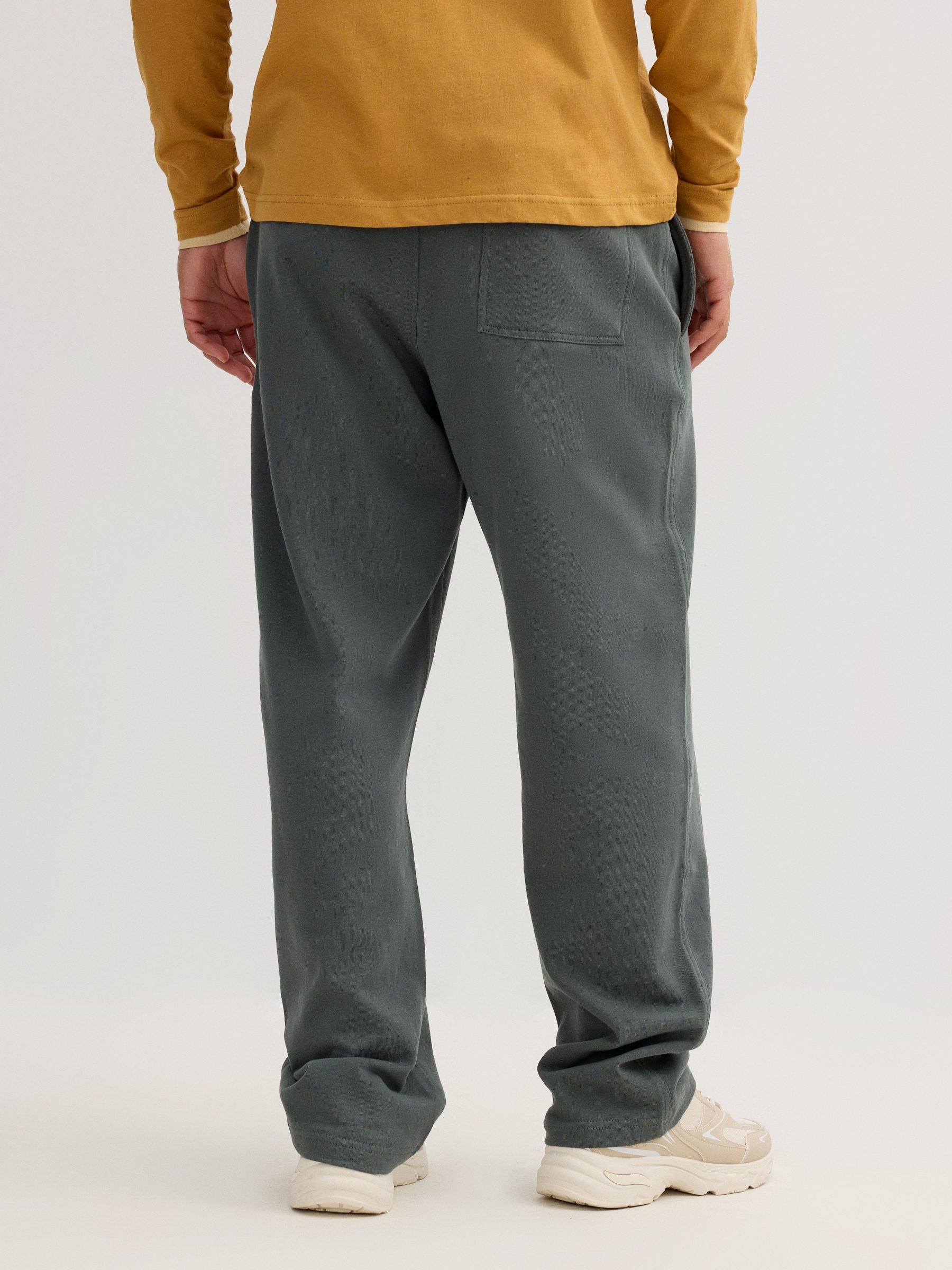 Jogger fleece with laces
