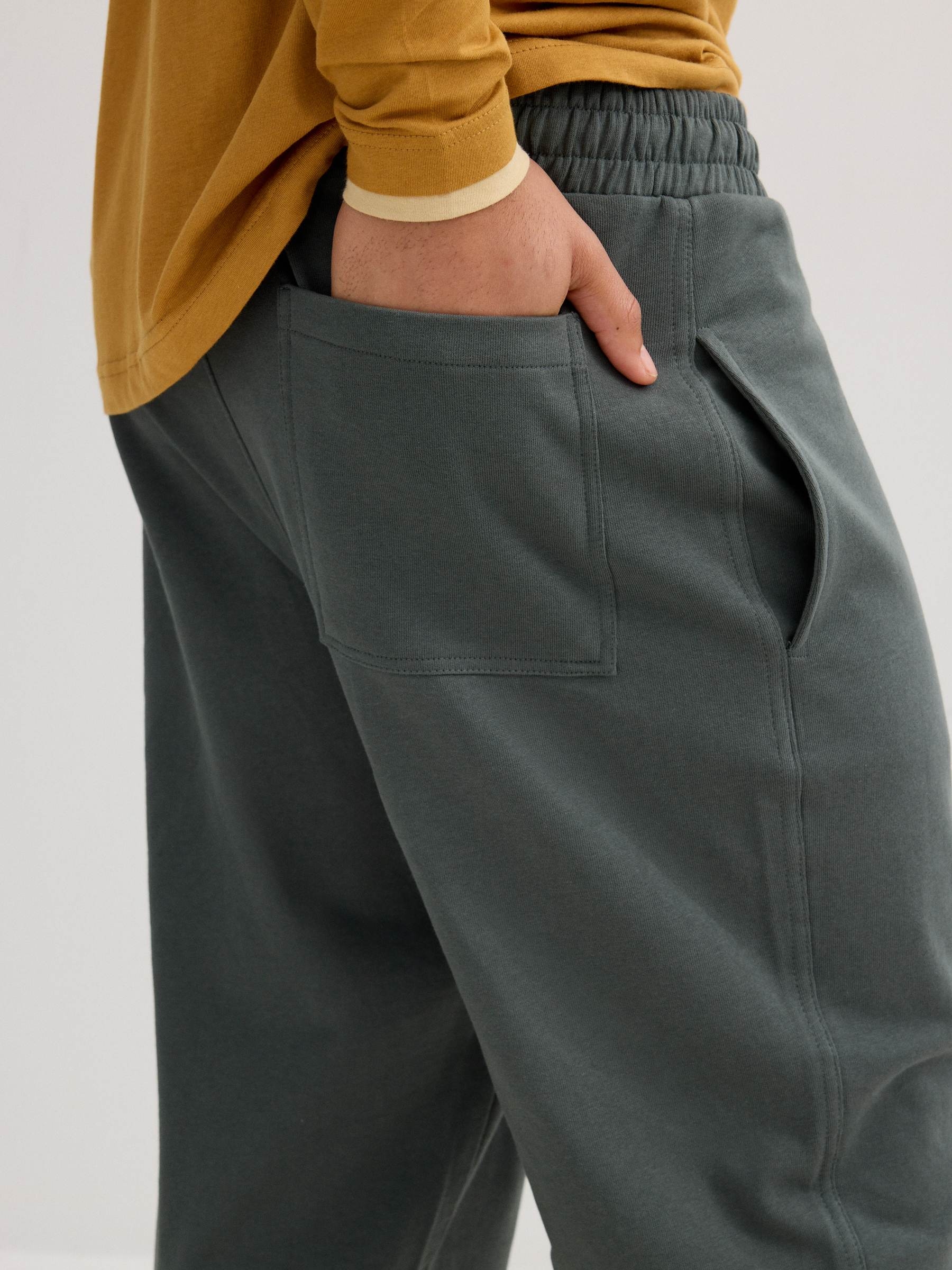 Jogger felpa con cordones