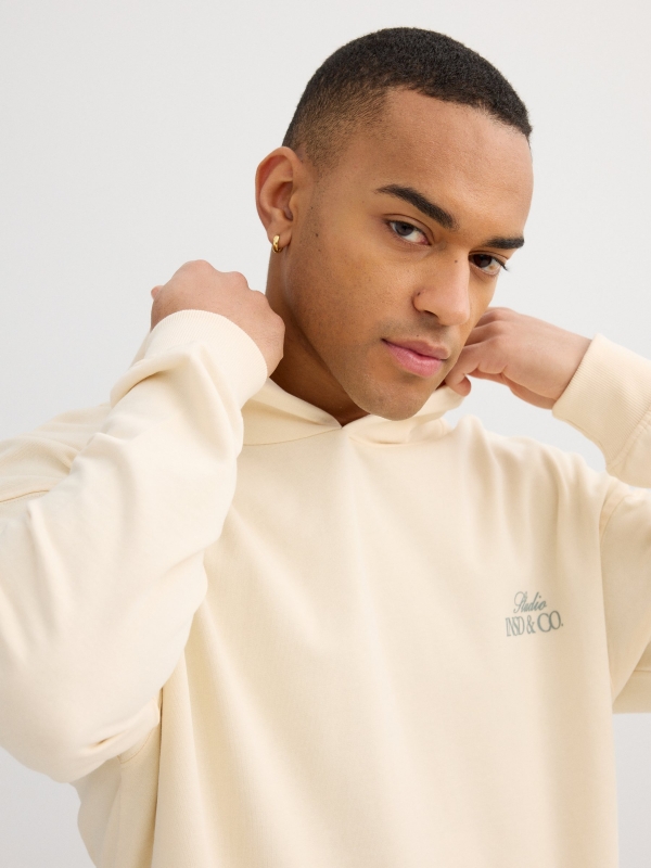 Fleece hoodie off white detail view