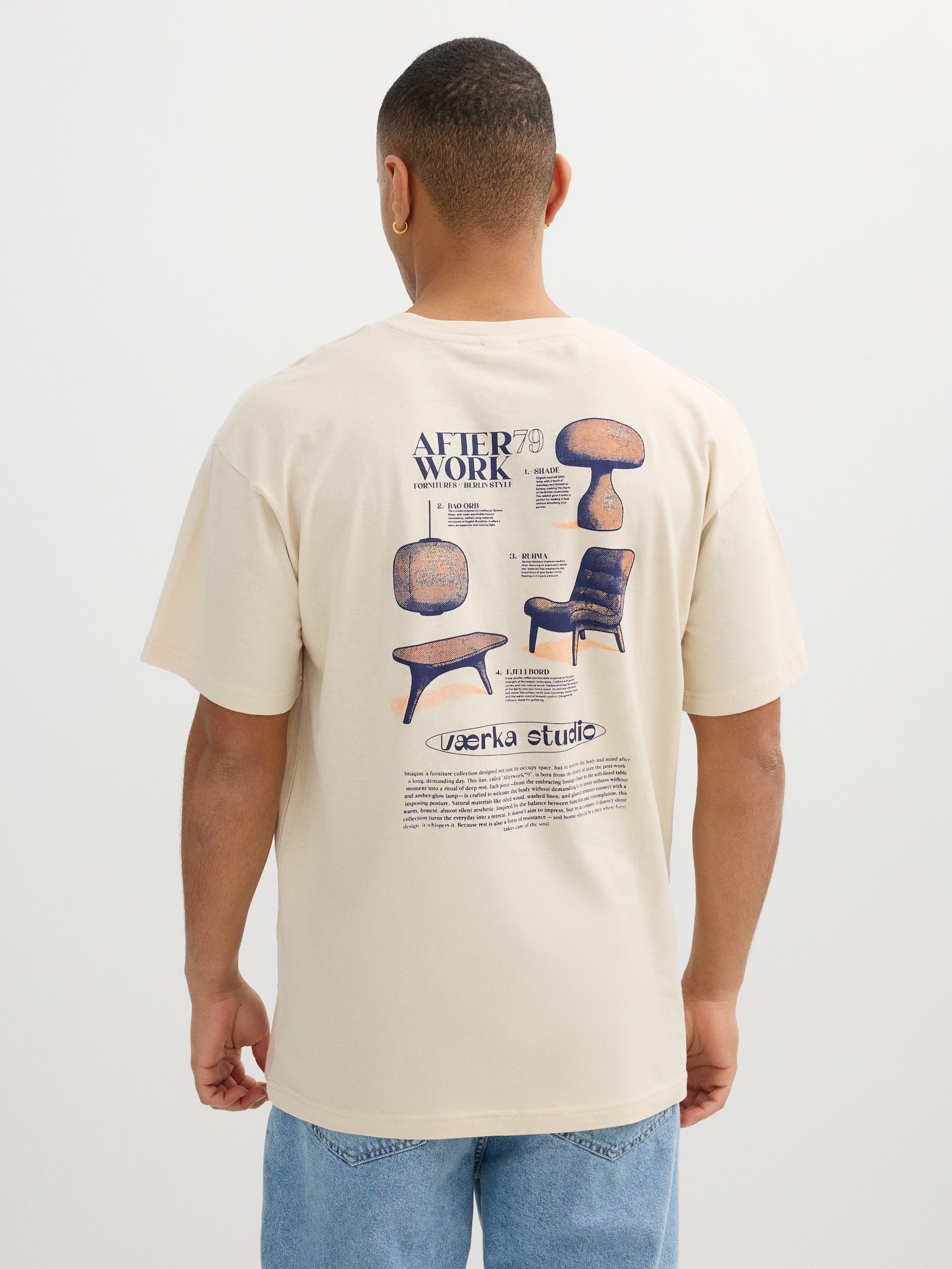 Camiseta After Work crudo vista media frontal