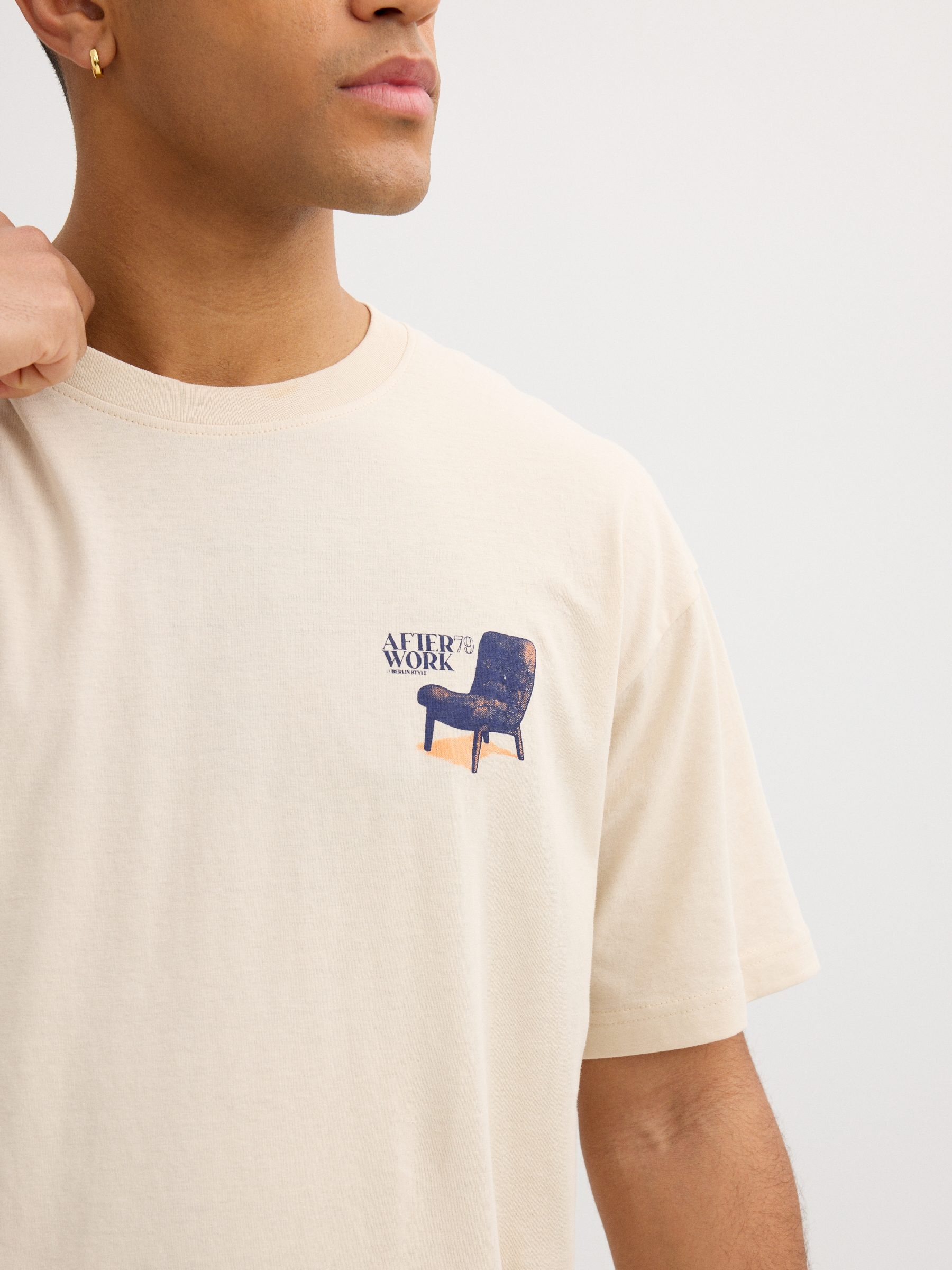 After Work T-shirt raw middle front view