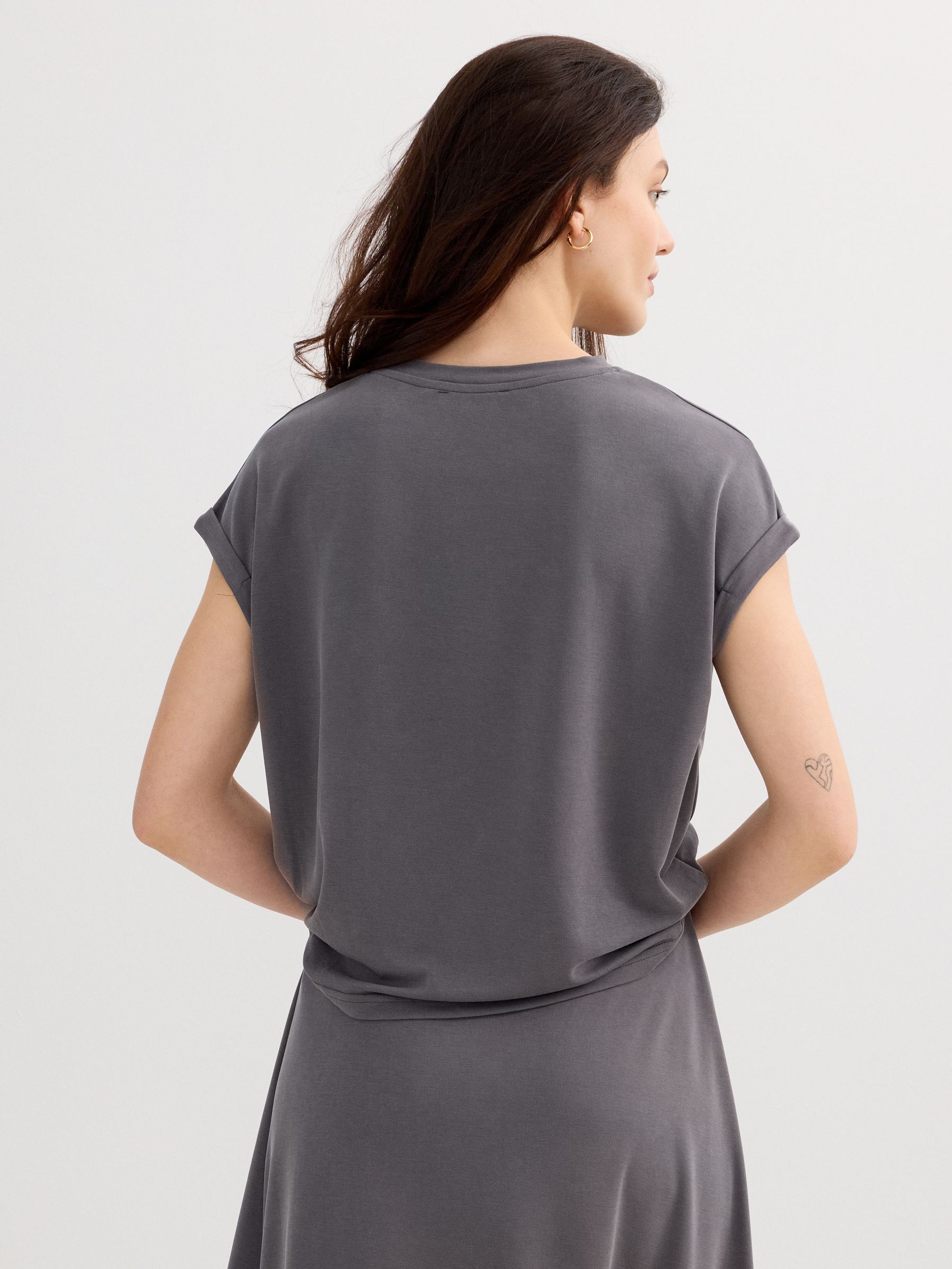 Camiseta sin mangas de algodón gris medio vista media frontal