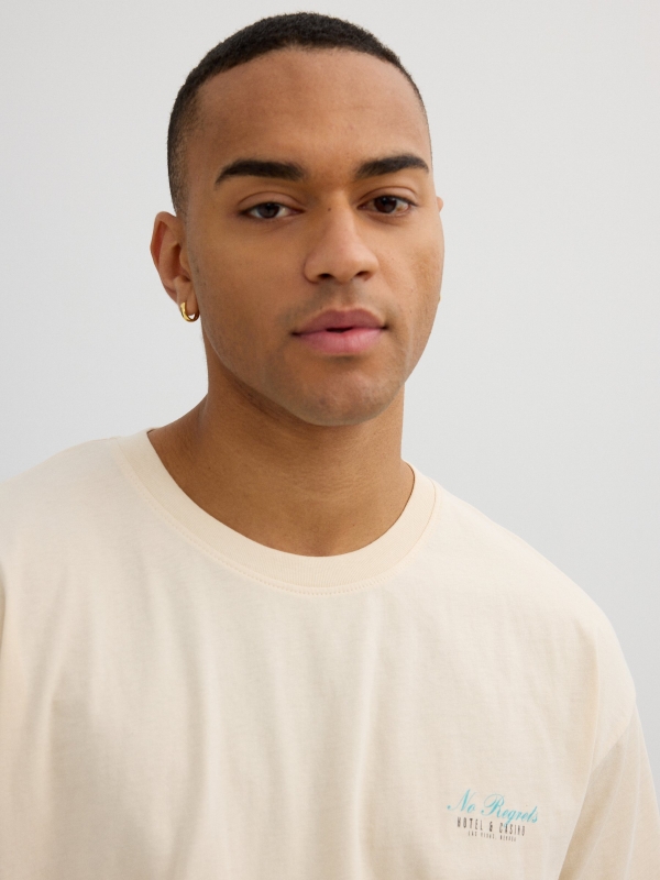 Minimal text t-shirt off white detail view