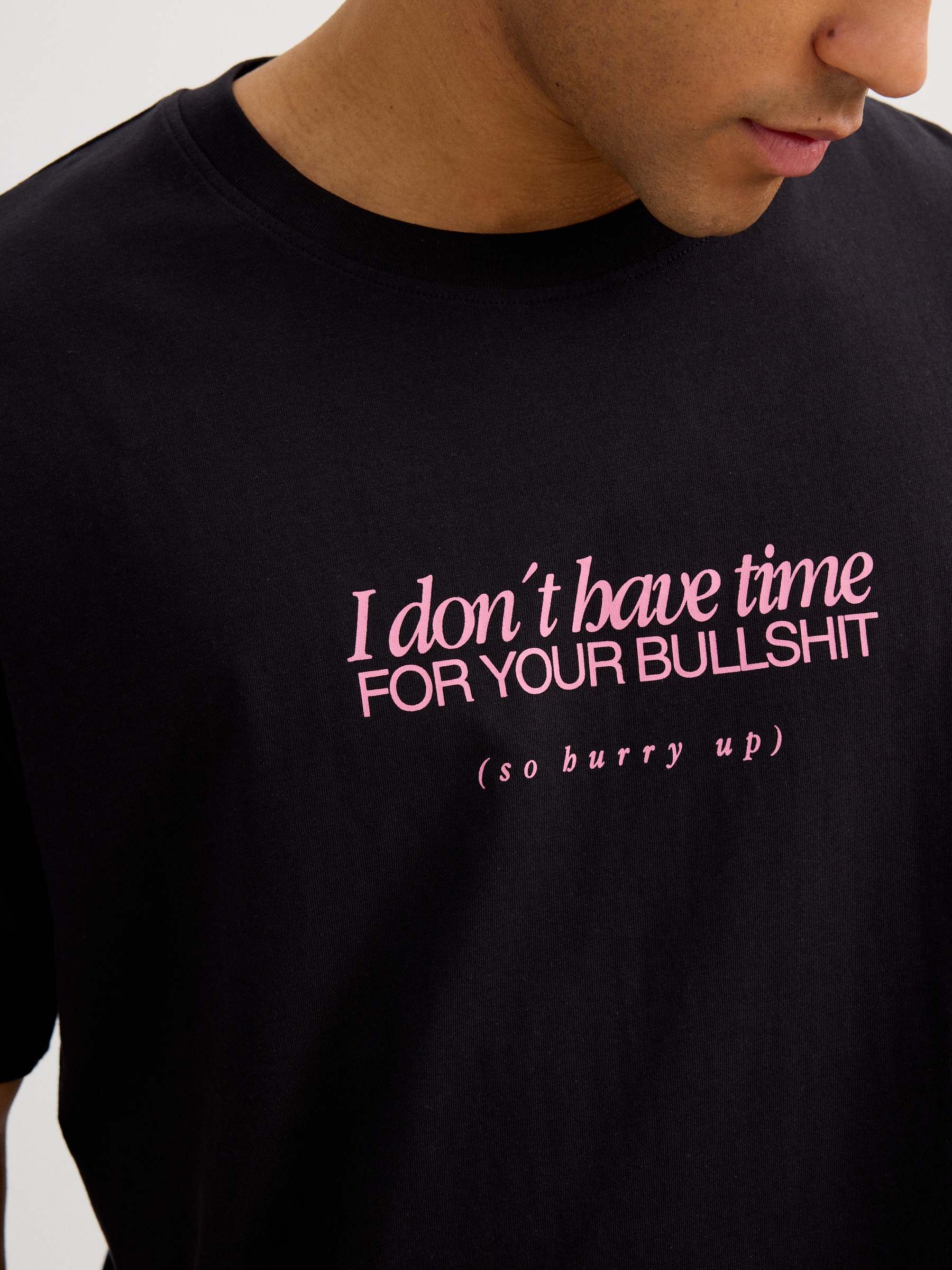 Cotton team t-shirt black middle front view