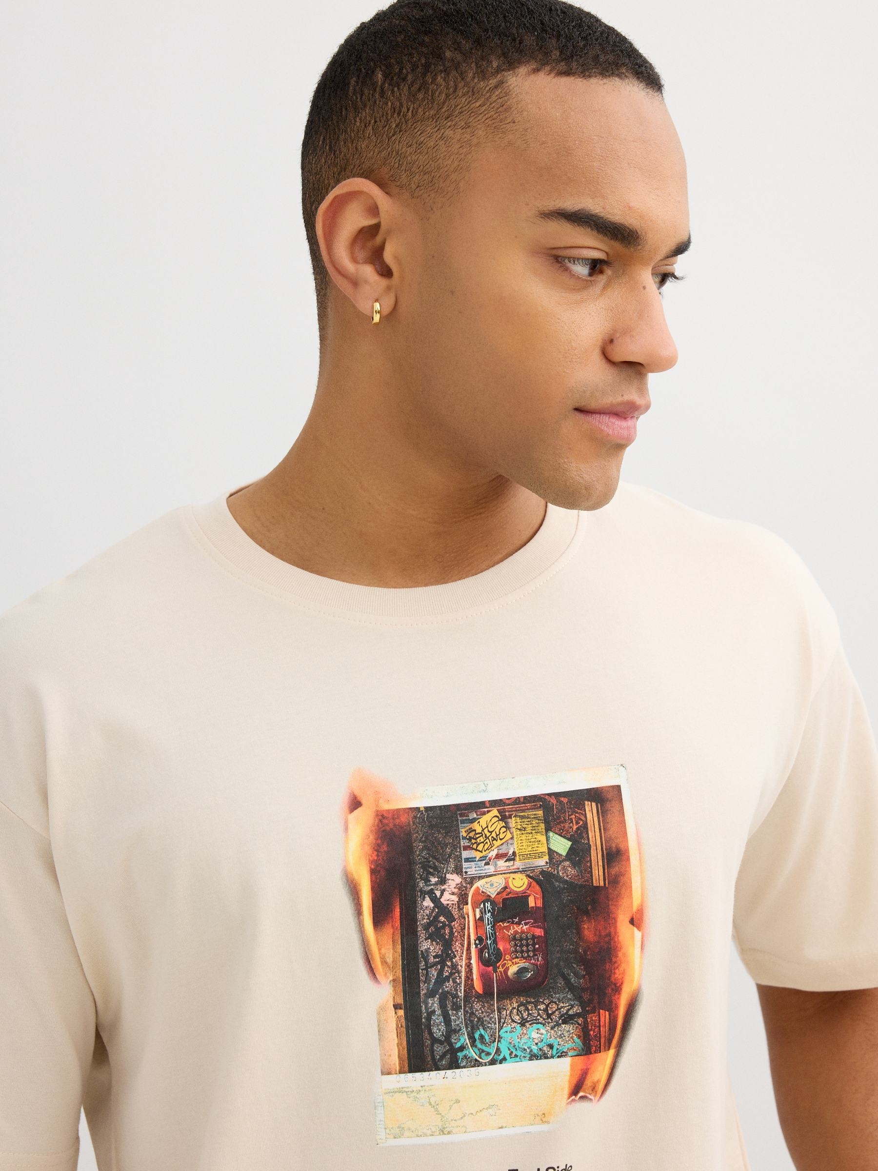 Camiseta Uper East Side crudo vista media frontal