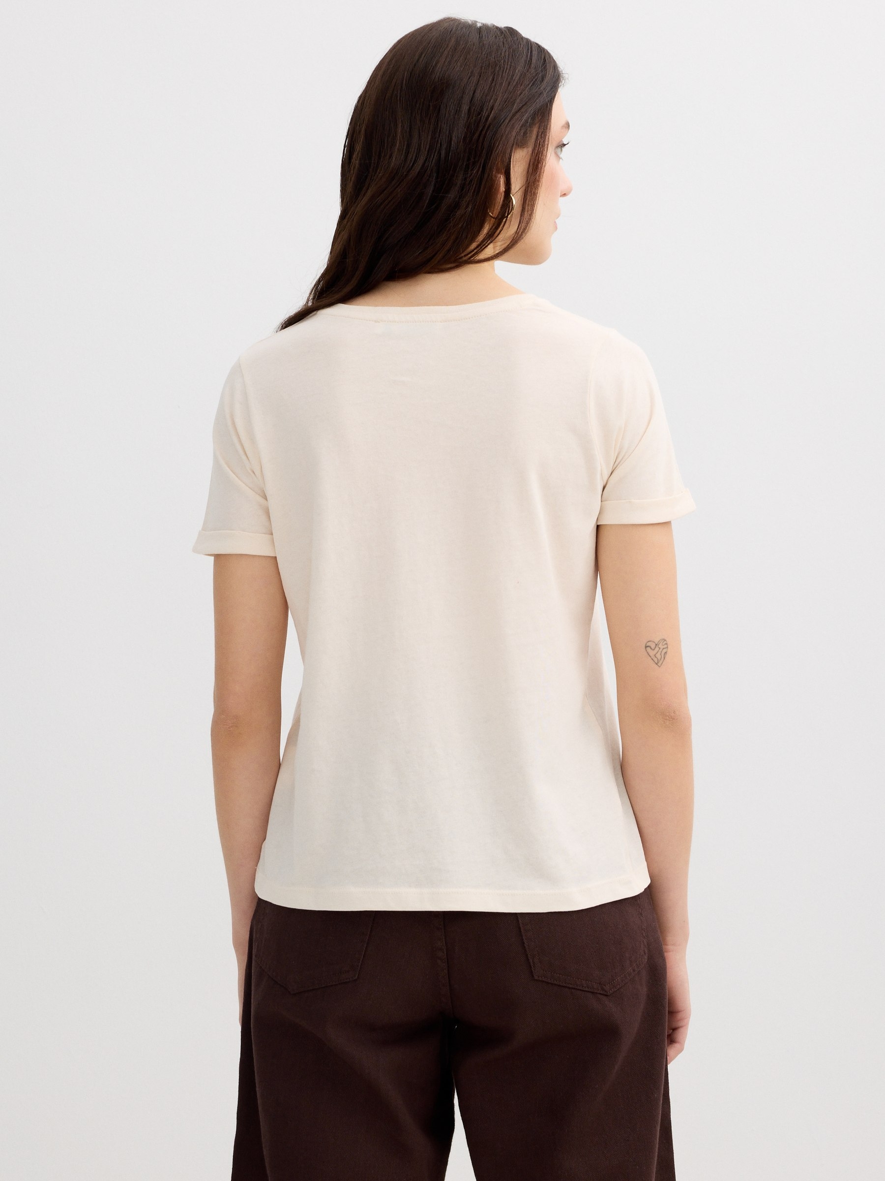 Camiseta gráfica de algodón blanco roto vista media frontal