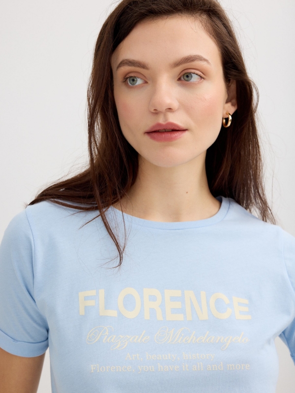 Blue Florence t-shirt light blue detail view