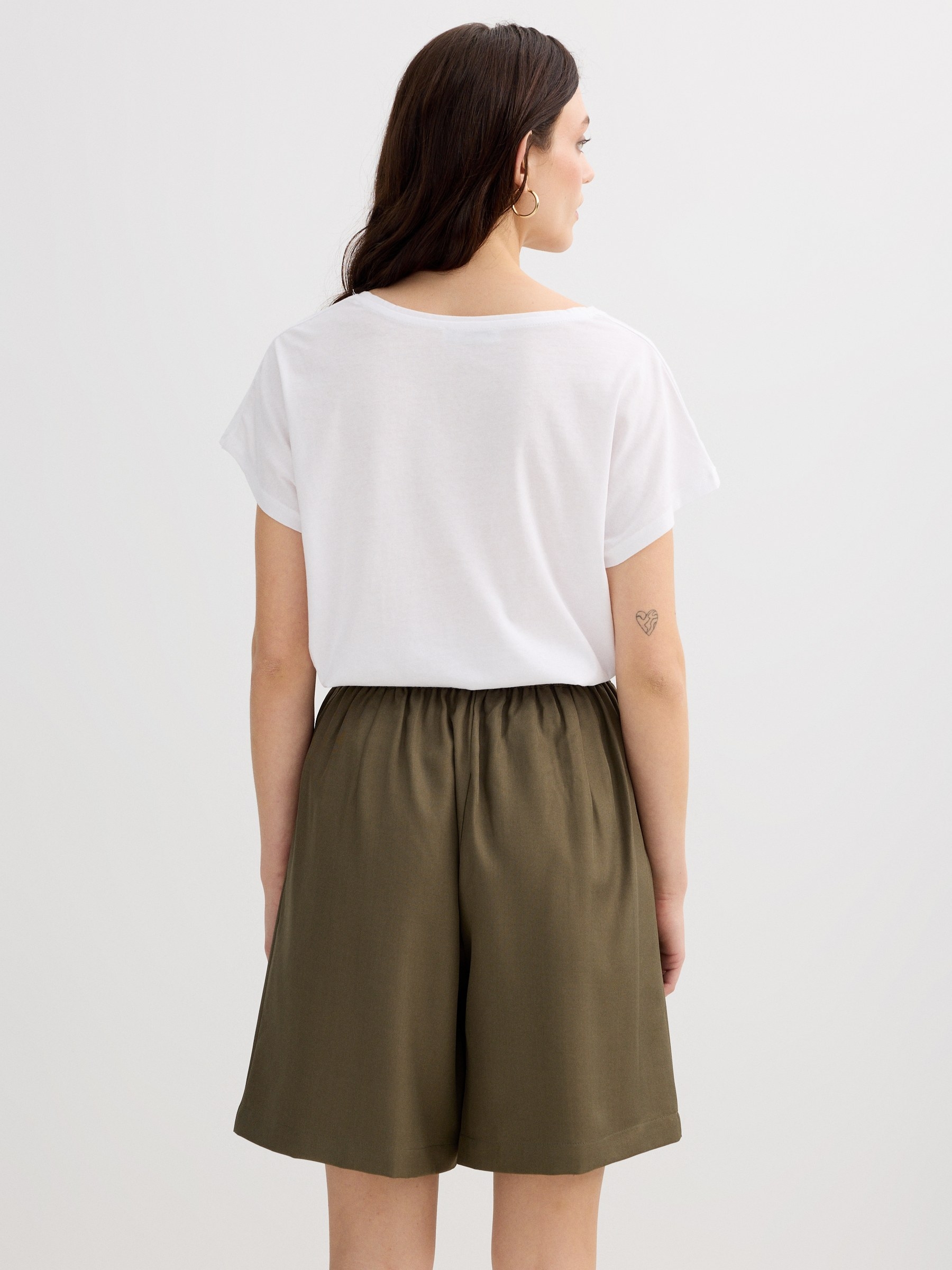 Camiseta Belle Époque sem mangas