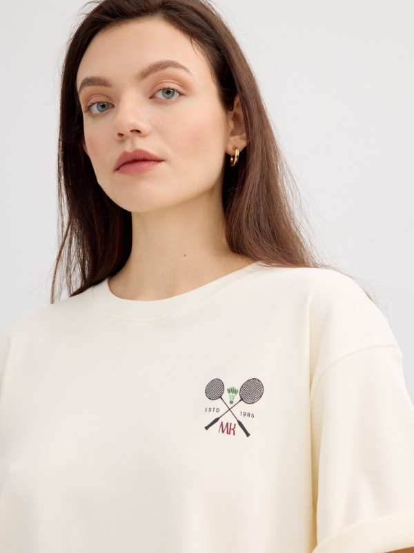 Cotton sports shirt off white detail view