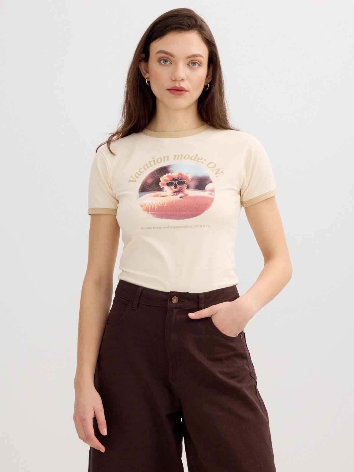 Vacation contrast T-shirt