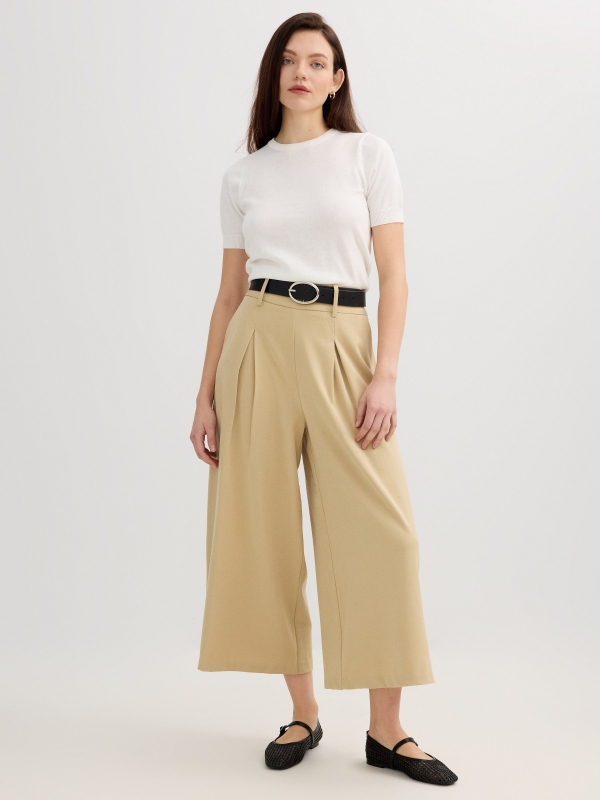 Basic green round neck jersey off white front view