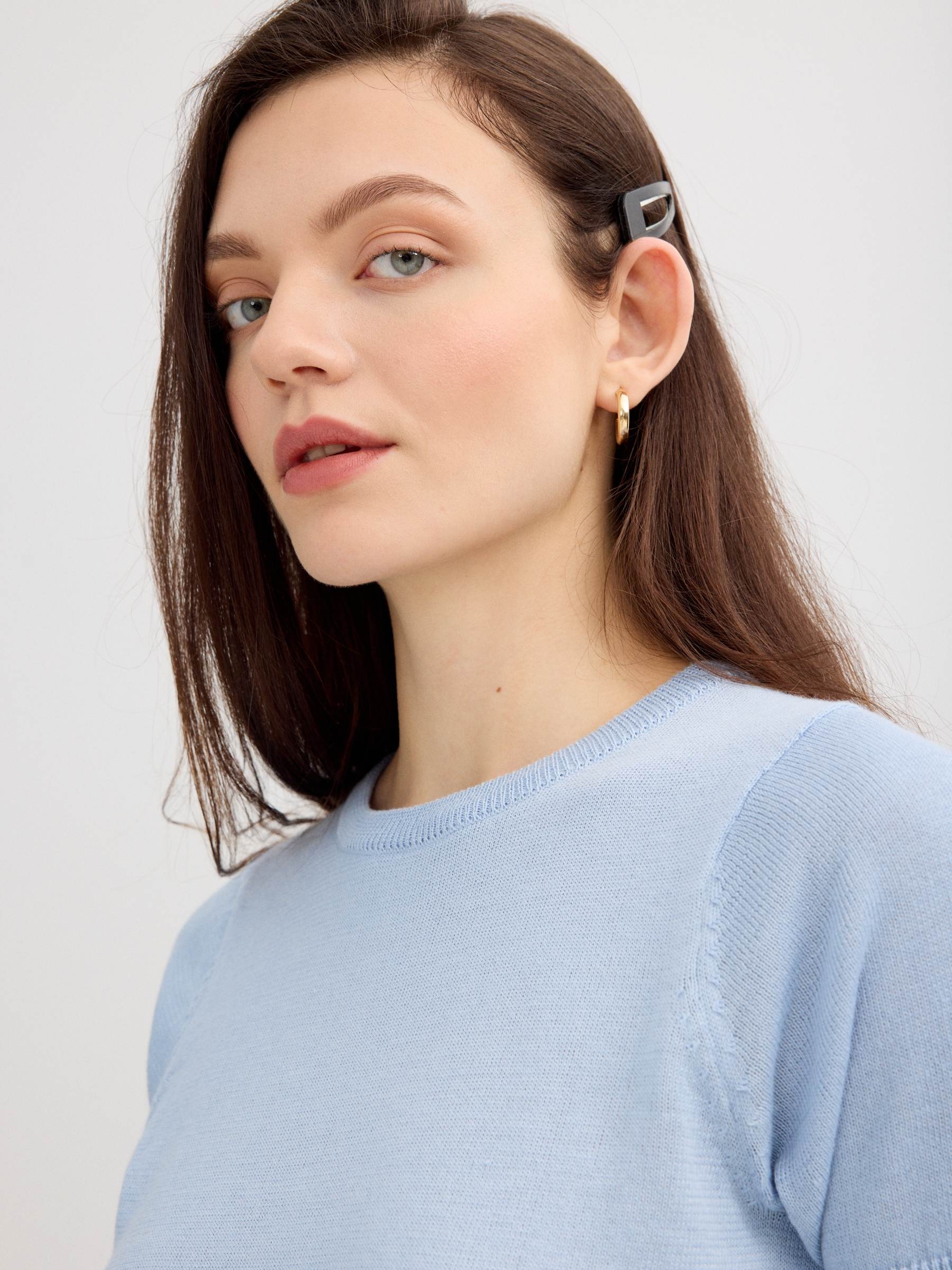 Basic green round neck jersey light blue middle front view