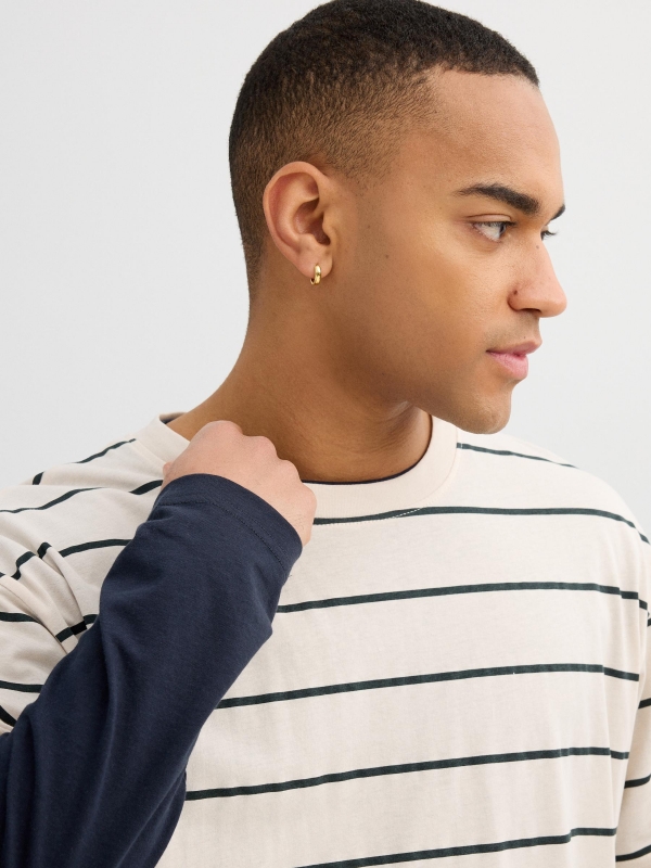 Striped combined shirt raw detail view