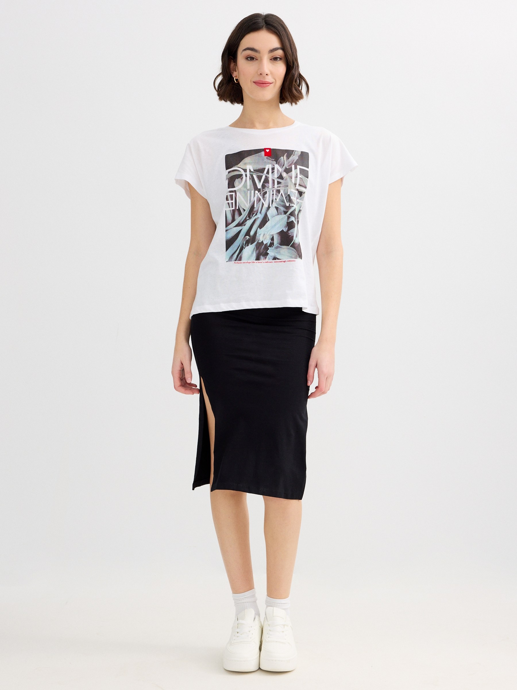 Camiseta floral sin mangas blanco vista media frontal