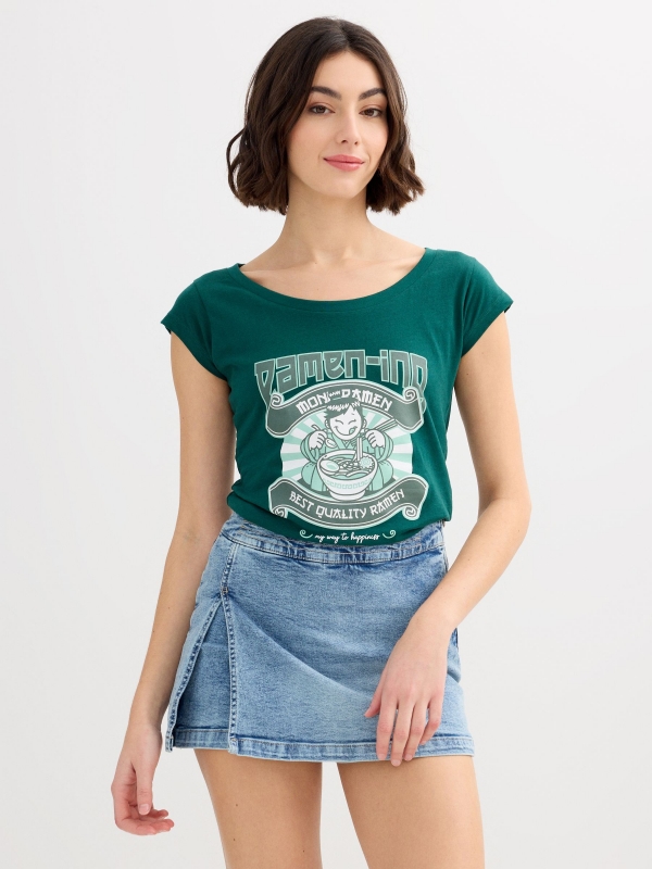 Camiseta ramen algodón verde oscuro vista media frontal