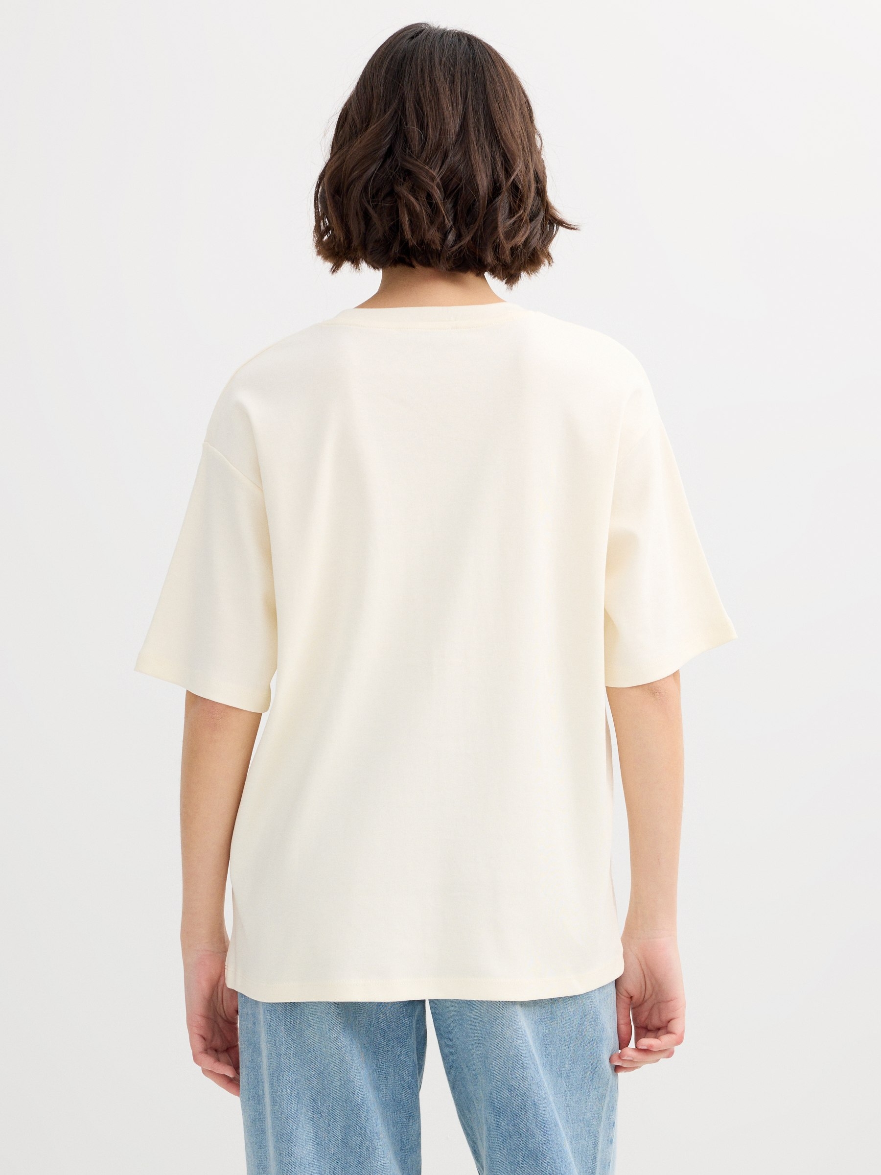 Oversized t-shirt off white middle front view