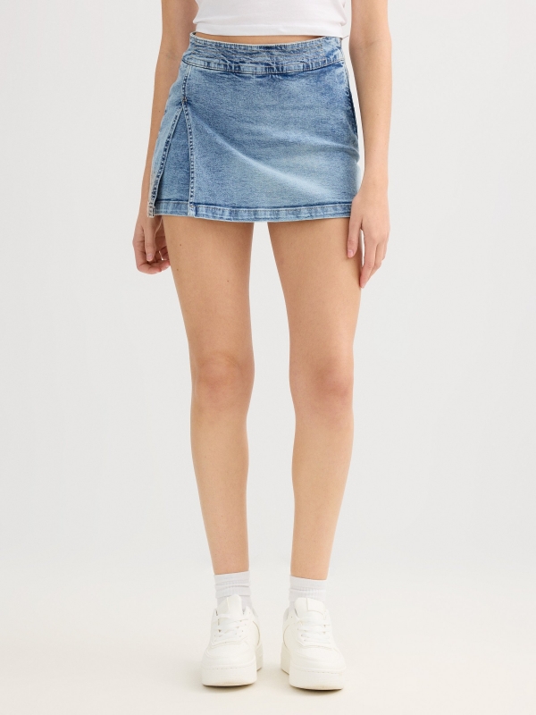 Denim skort with zipper blue middle back view