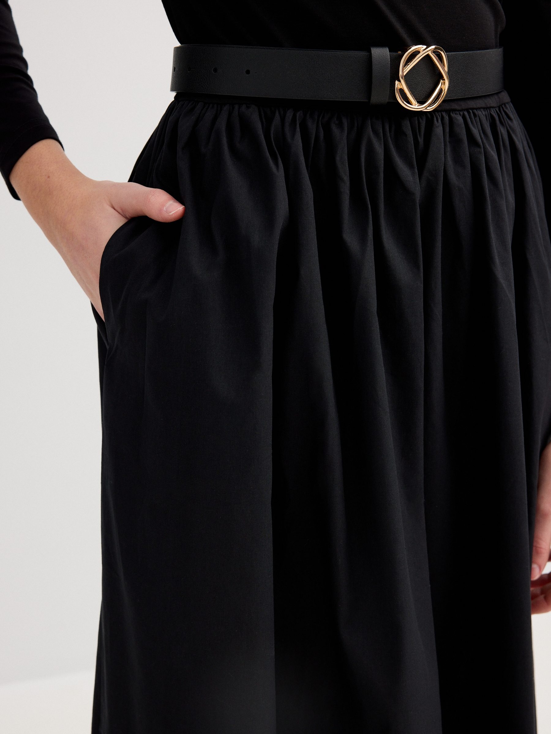 Midi dress boat neck black middle front view