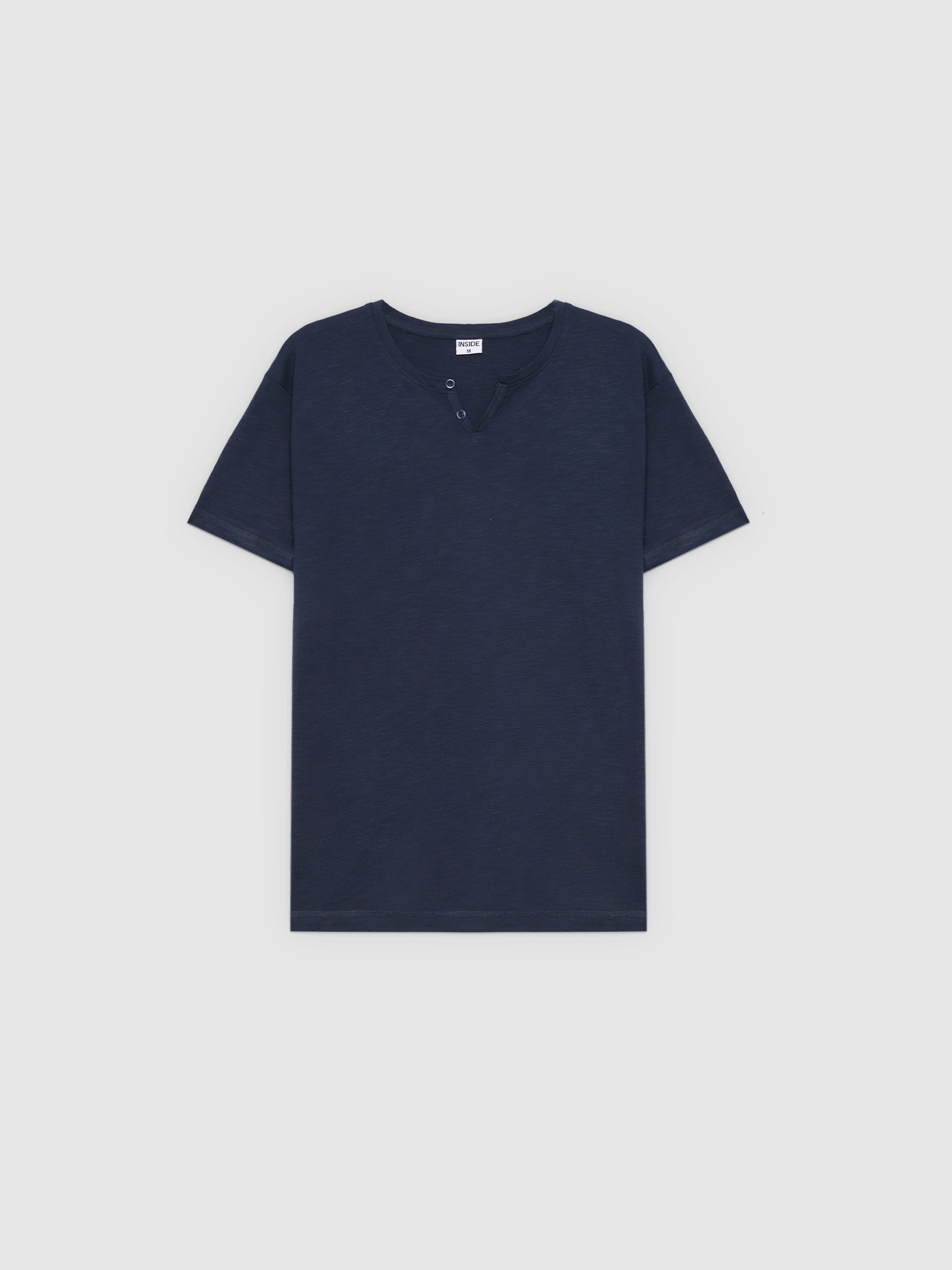 Camiseta básica azul marinho vista meia frontal