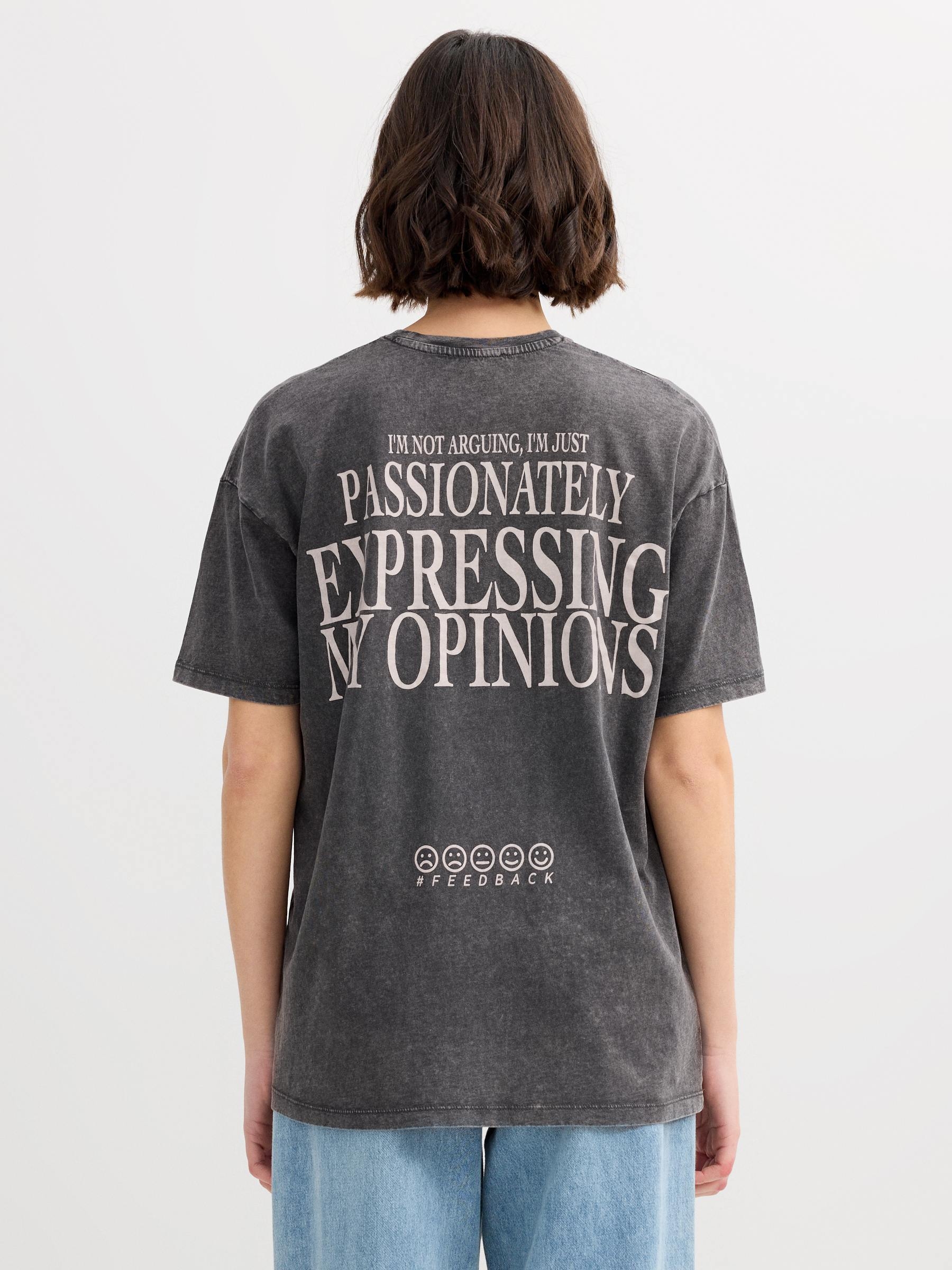 Camiseta oversize feedback