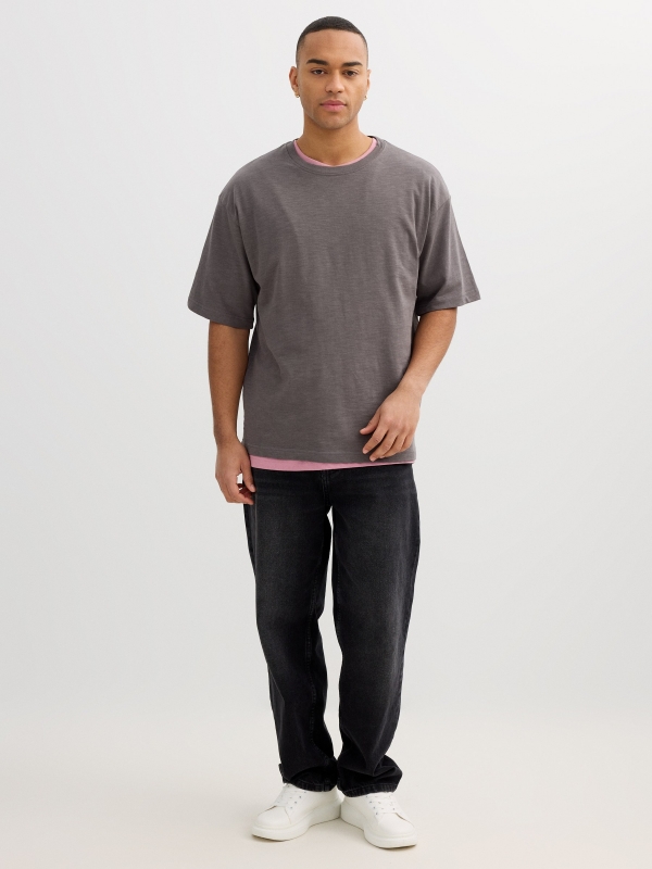 Gray oversized basic t-shirt grey front view