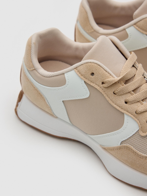 Nylon esportivo sola de borracha multicolorido vista detalhe