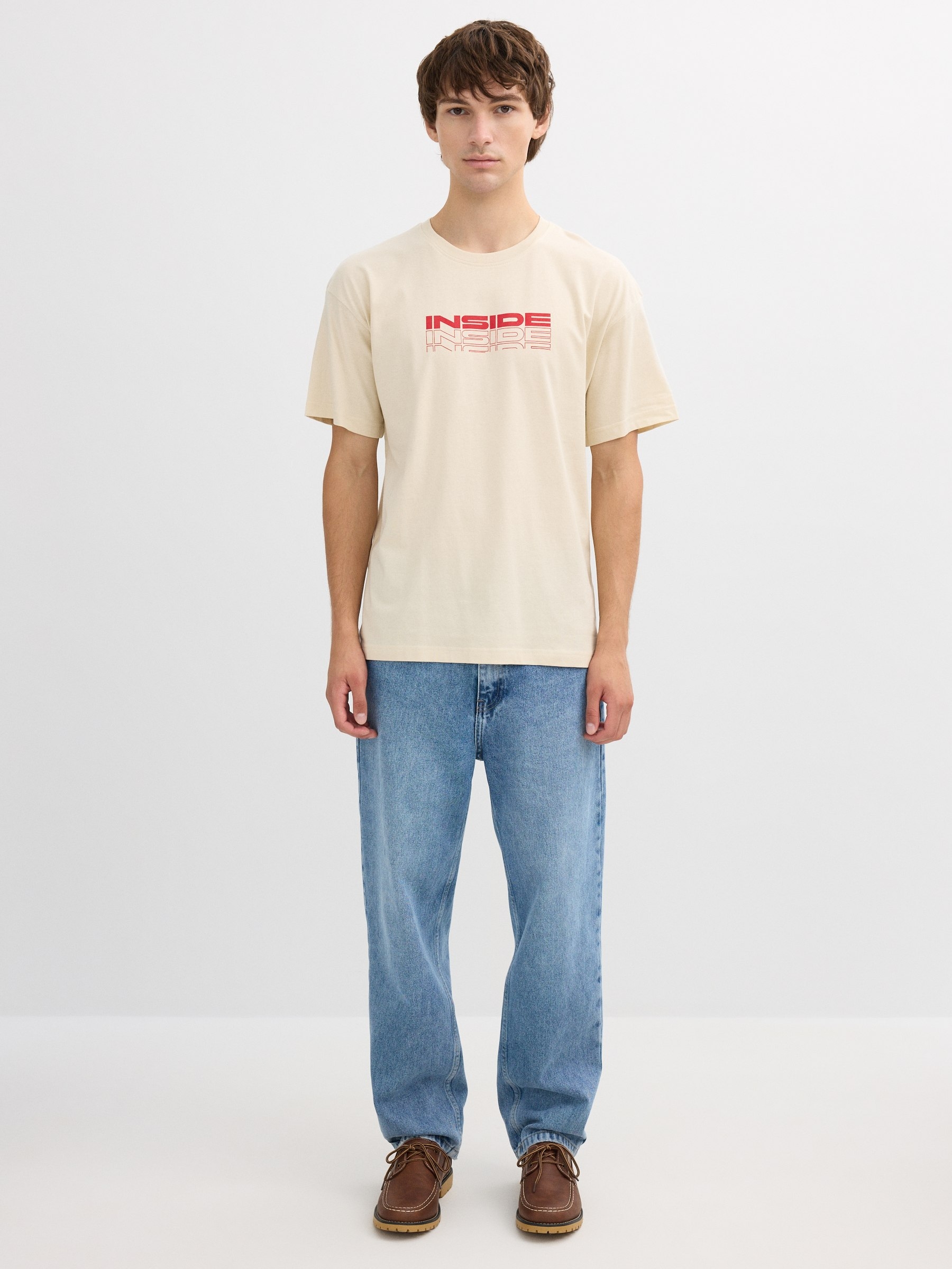 Inside logo t-shirt sand middle front view