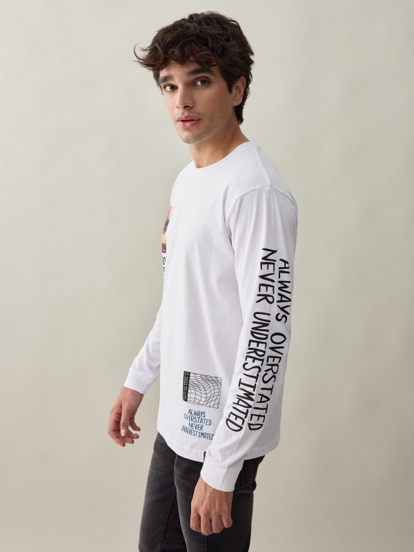 T-shirt de impressão fotográfica branco vista detalhe