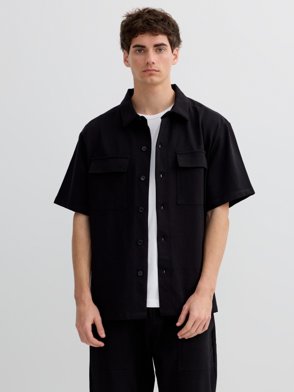 Classic cotton shirt black middle front view